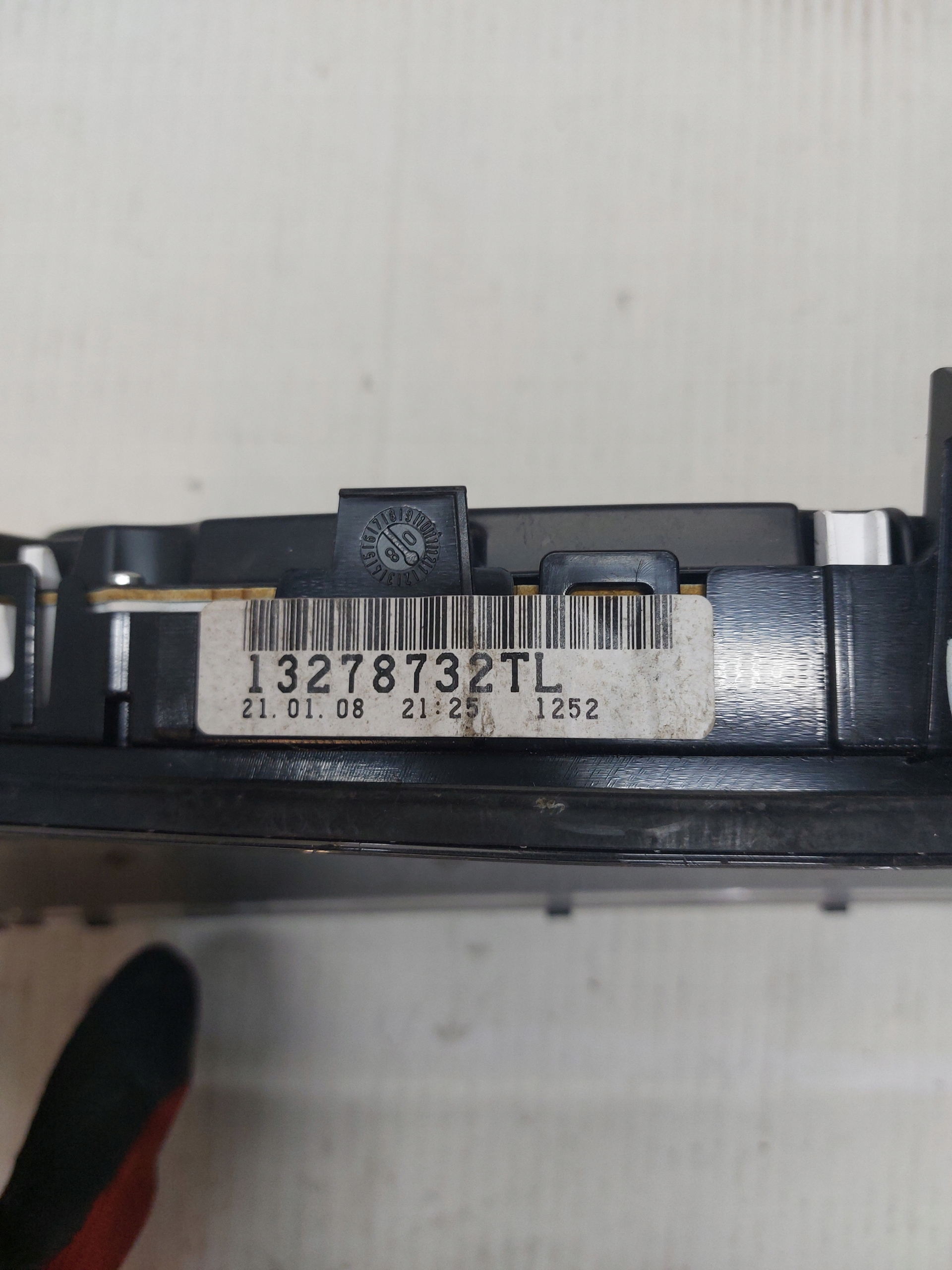 dials dials OPEL VECTRA 1.9 13278732TL