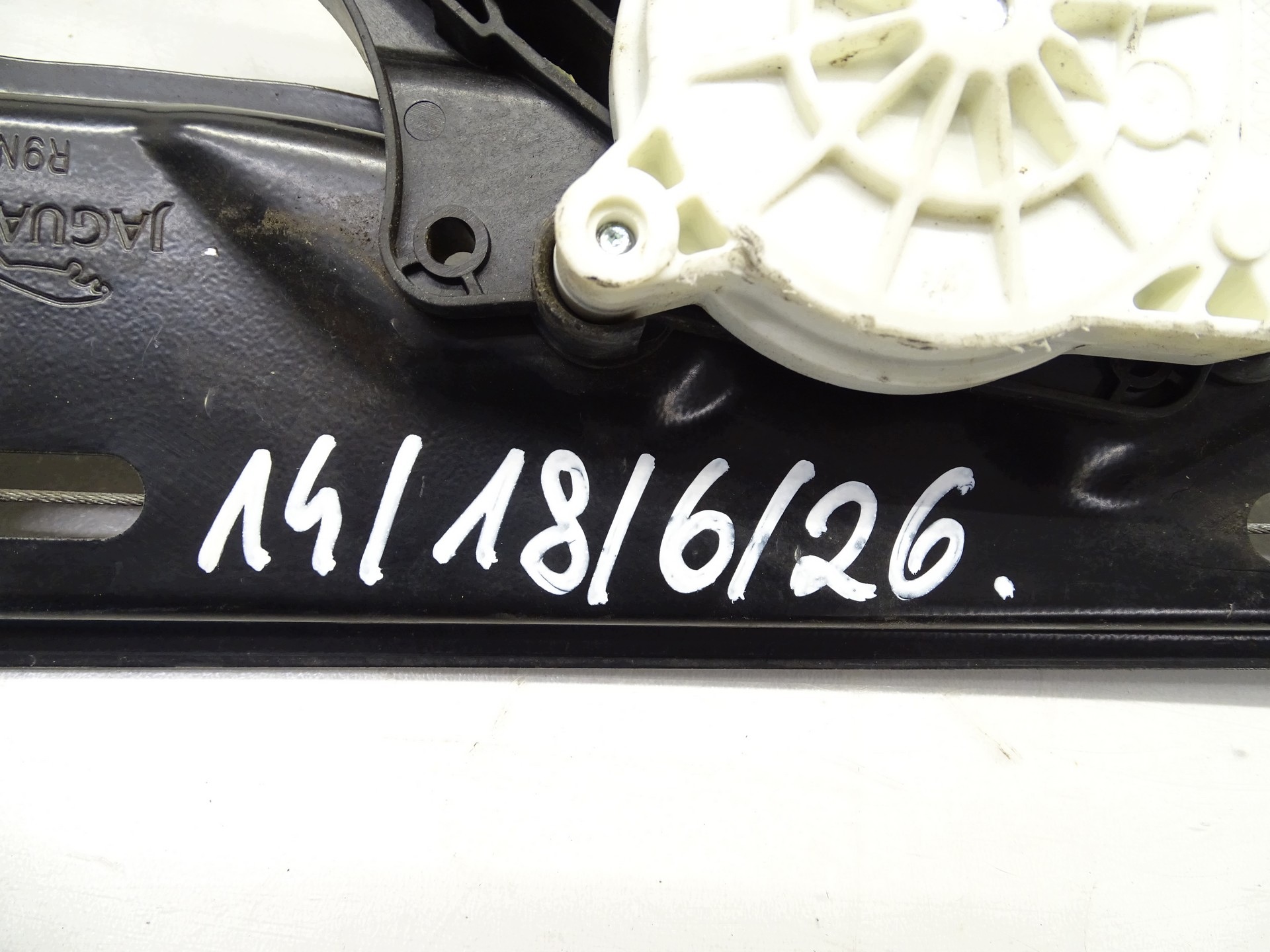 window regulator left rear part rear JAGUAR F-PACE X761 HK83-27001-AB