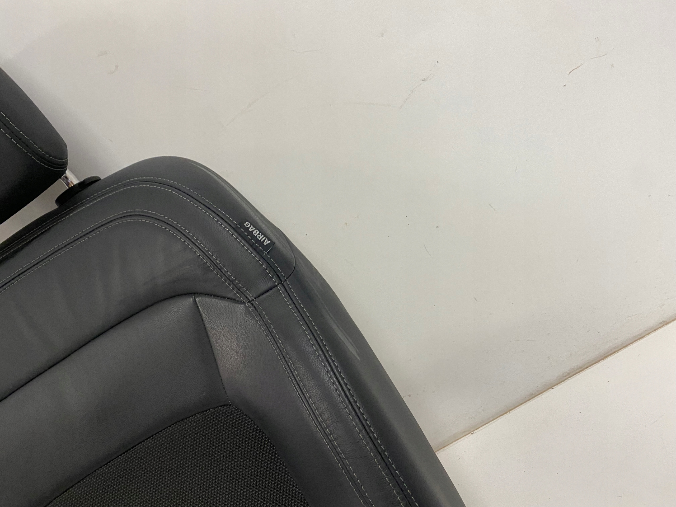 OPARCIE SITZ LINKS KIA SPORTAGE III 10-15
