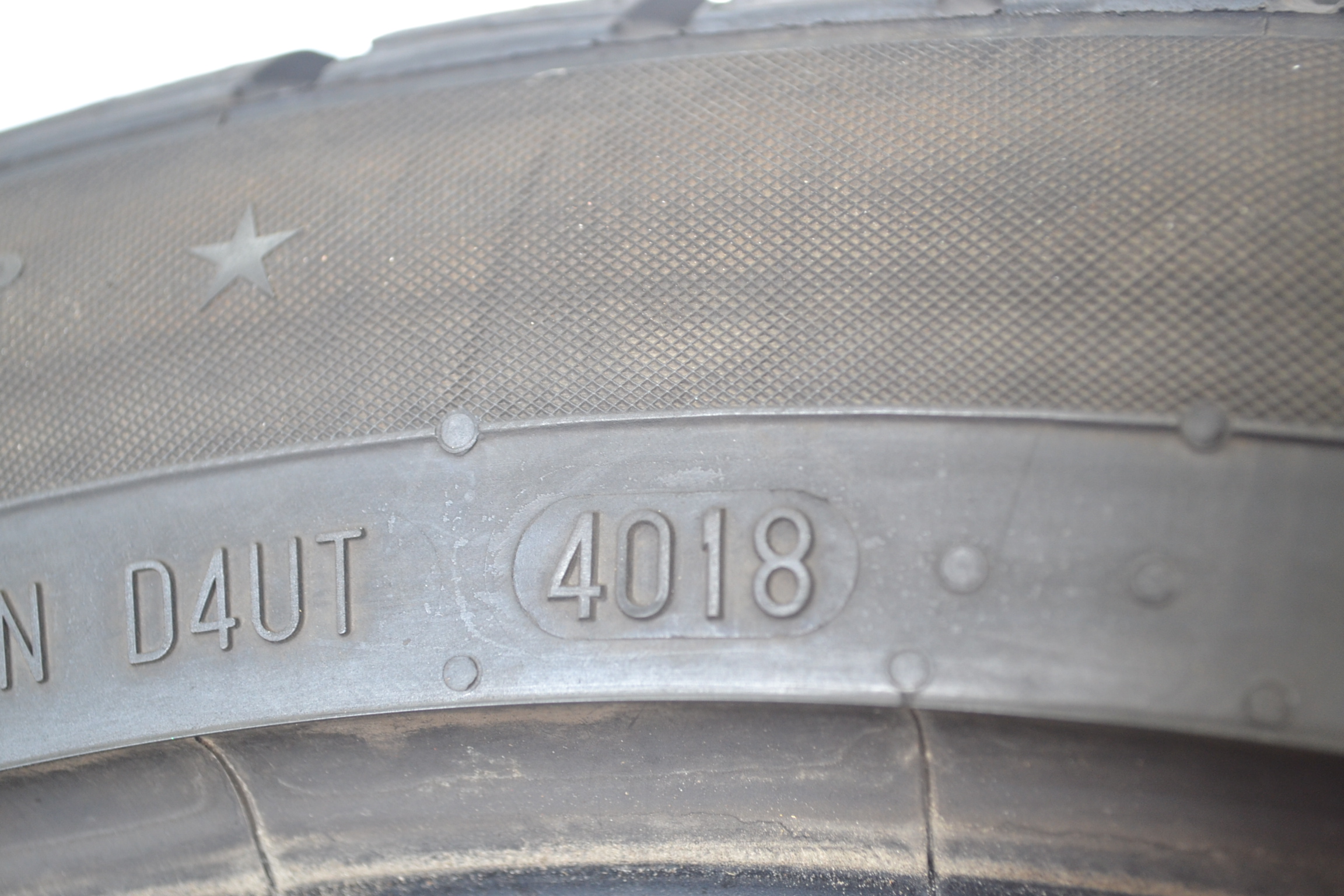 255/40R18 99V CONTINENTAL TS830P x2szt 7326z EAN (GTIN) 4019238026375