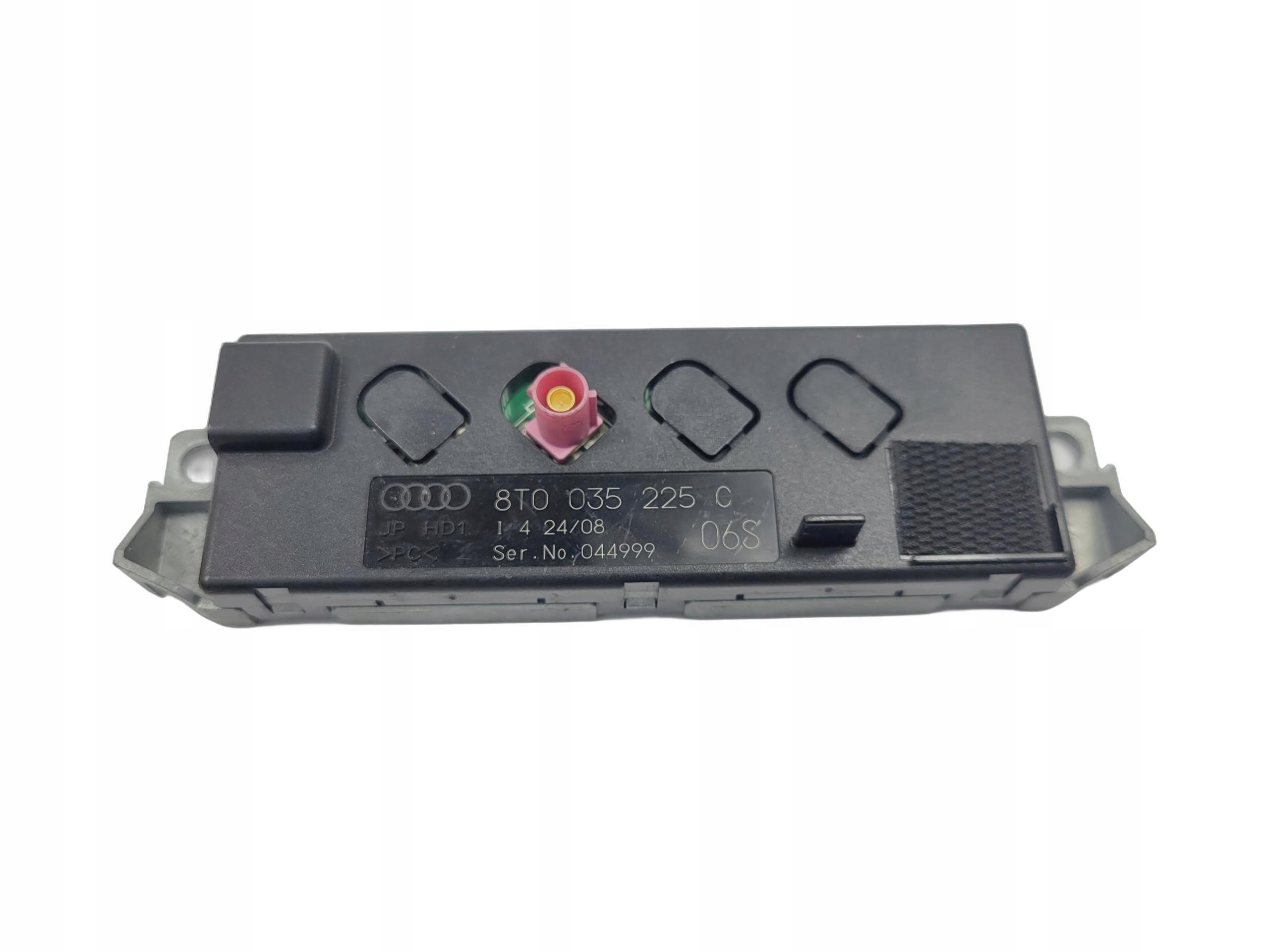 amplifier ANTENY AUDI A5 8T0035225C