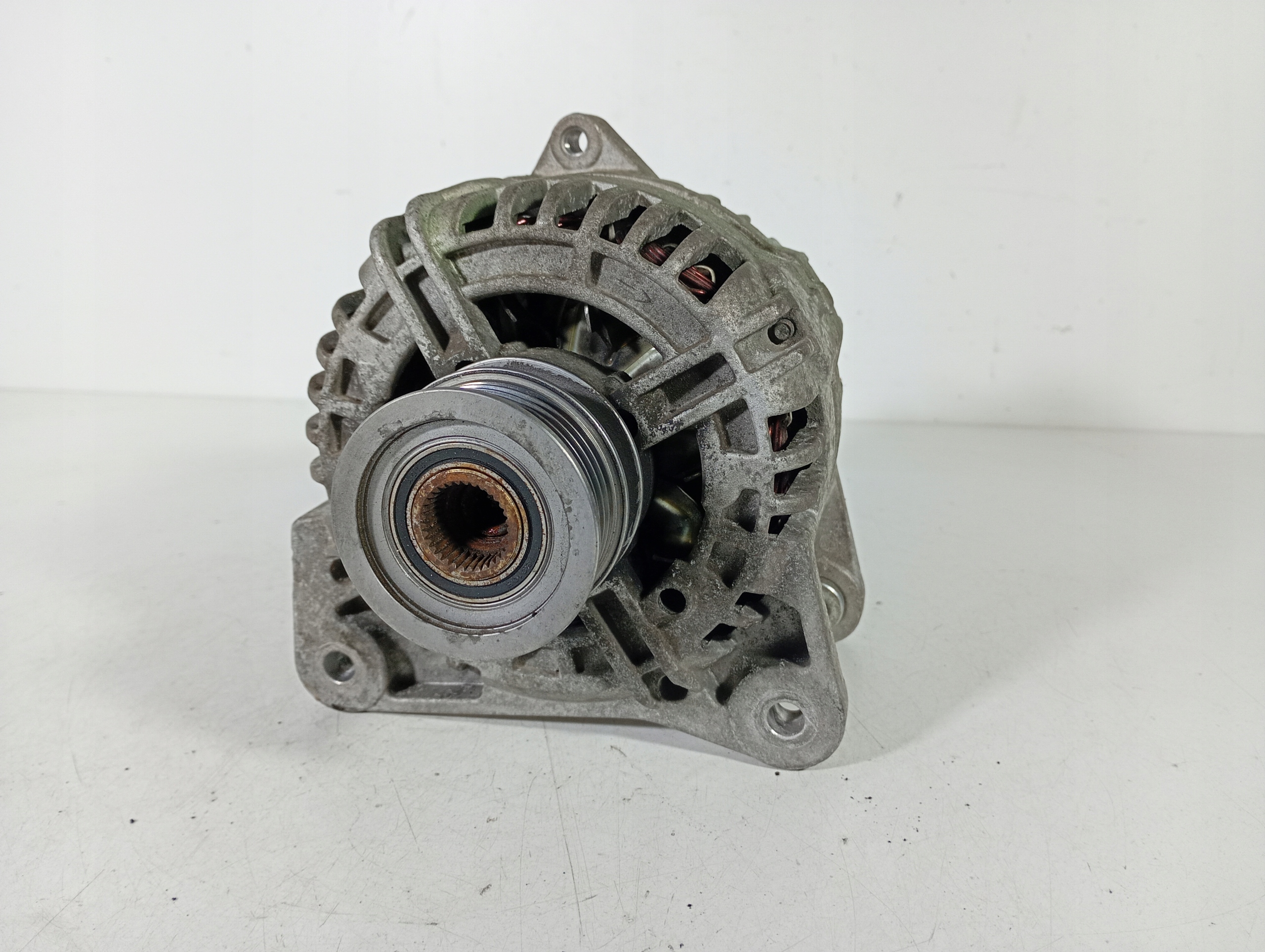Renault Modus 04-12 alternator OE A0213