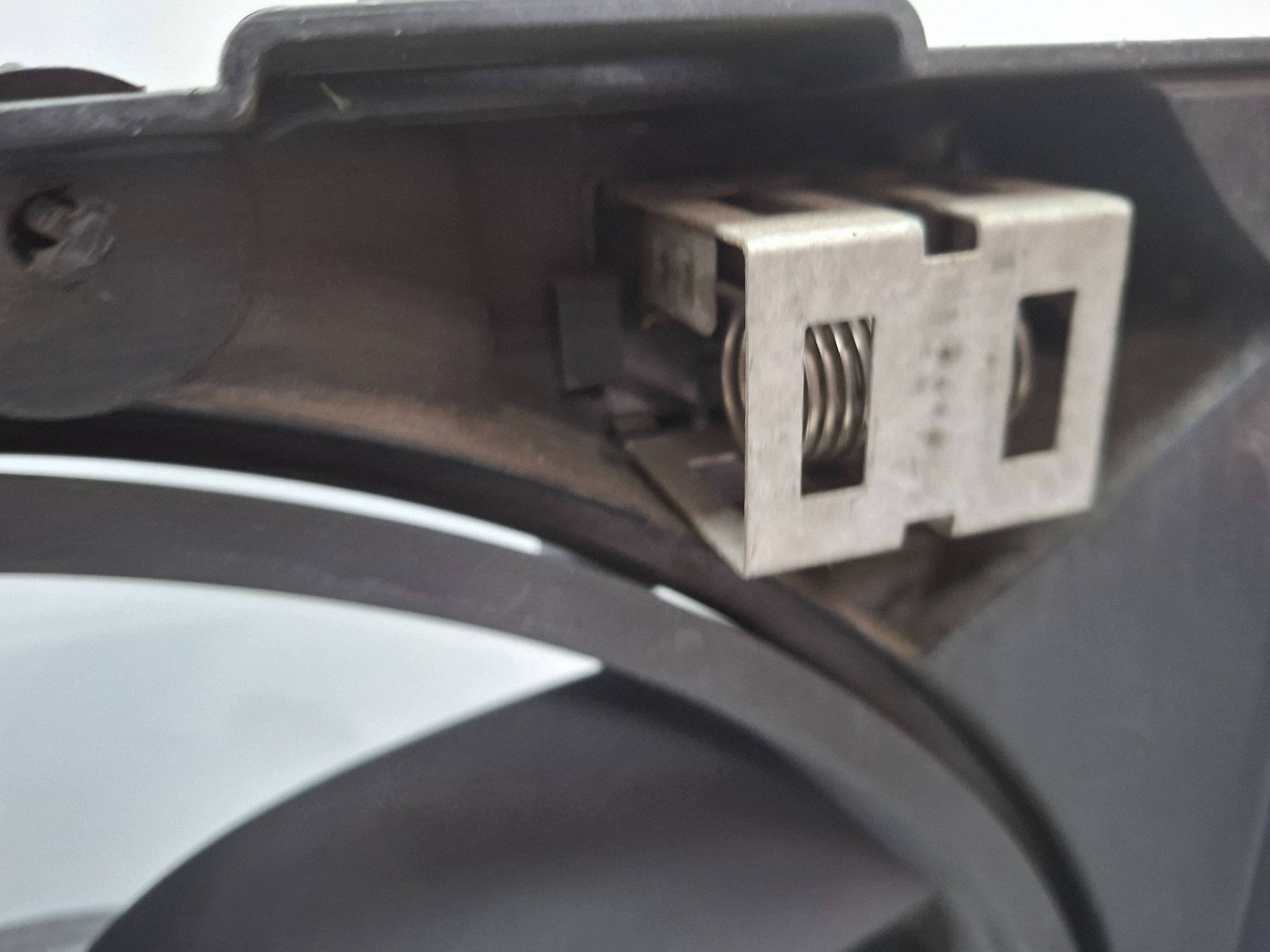 ventilátor chladiče 9682902080 PEUGEOT 207 C3 II DS3 2009