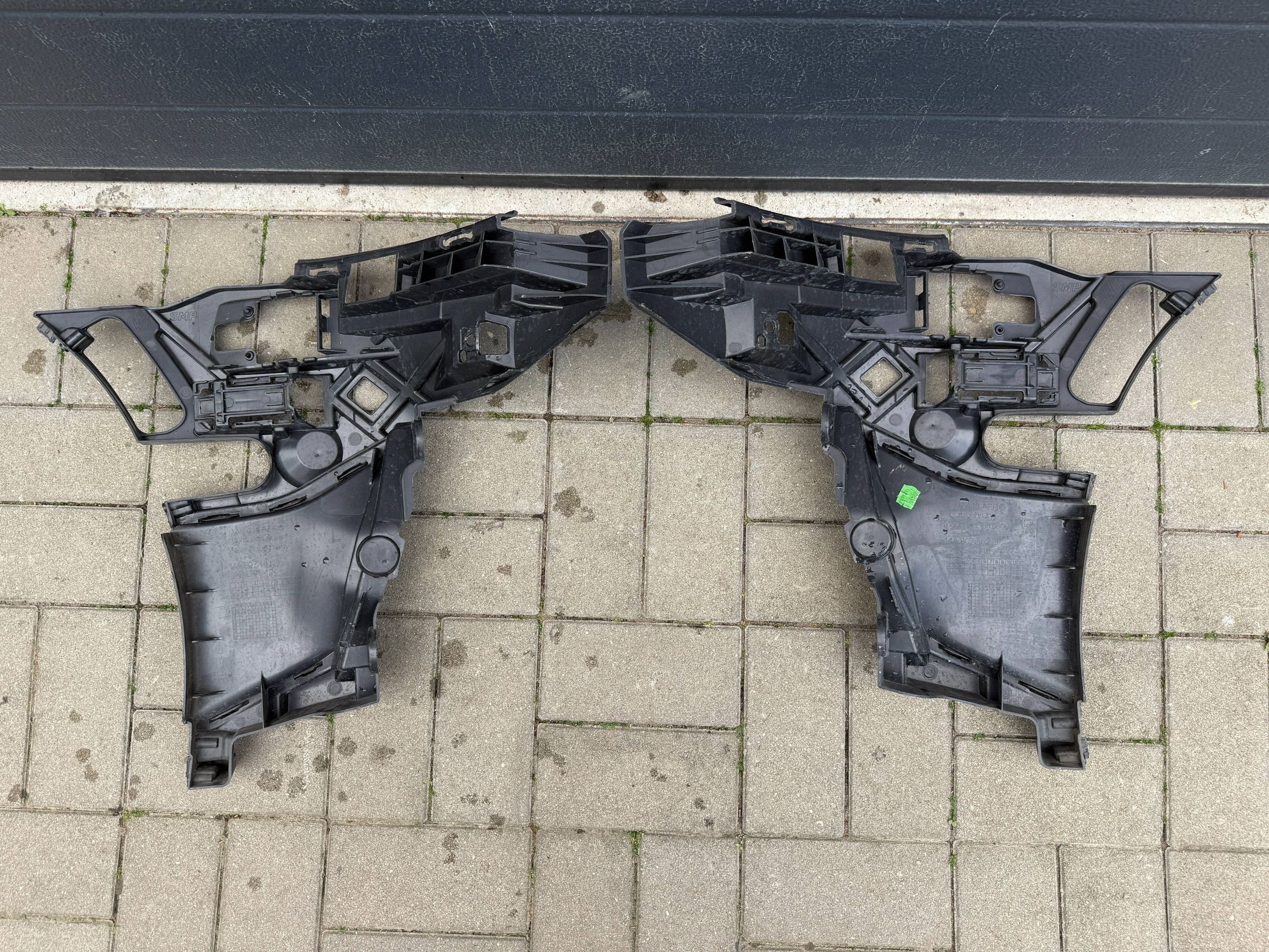 Vw Id.7 Id7 holder of a bumper front right left