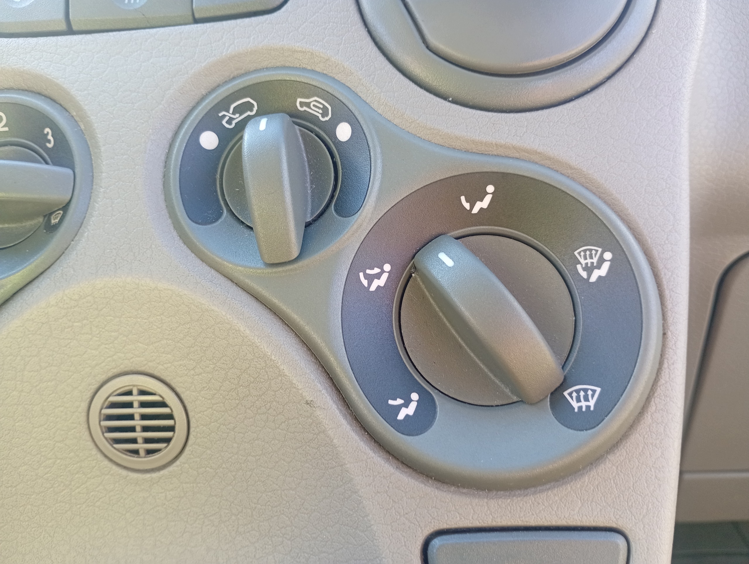 Panel switch regulacja air conditioning devices heating Fiat Panda 2 II 03-09