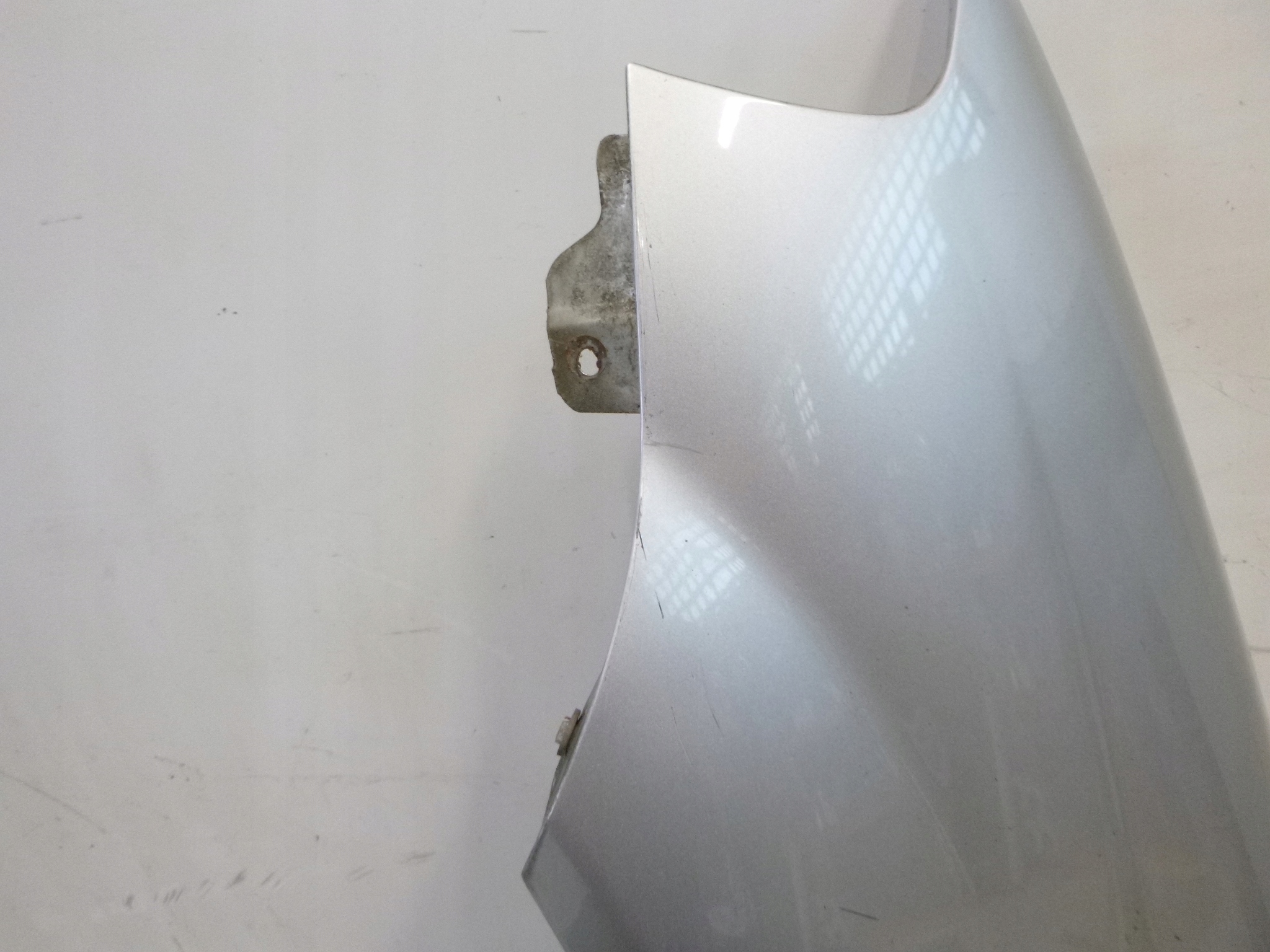 PARAFANGO SINISTRA CHEVROLET KALOS 2004R.