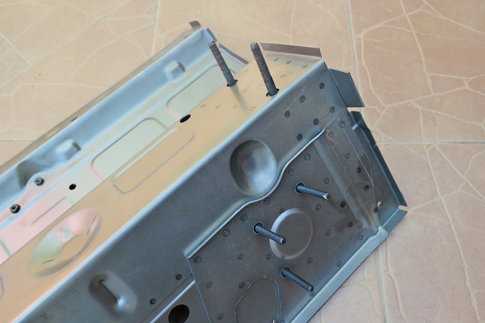 ŚCIANA PRZEGRODA CZOŁOWA GRODZIOWA BELKA FIAT 126P Producent części Inny