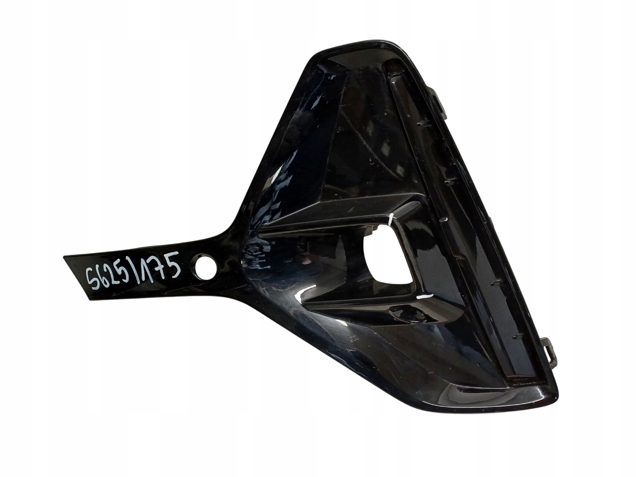 OPEL ASTRA 6 VI L 22- KRATKA HALOGENU LEWA 9839195080