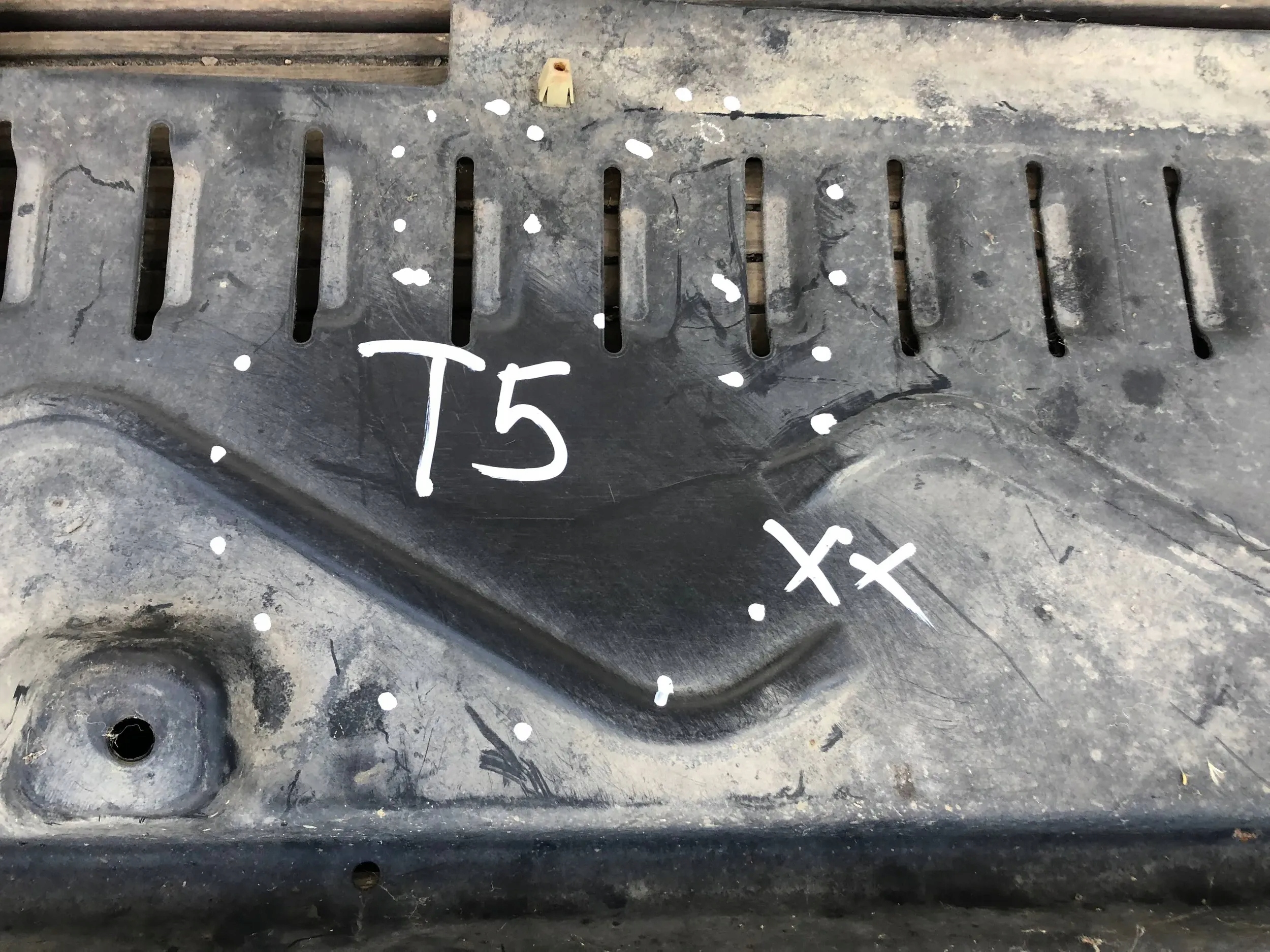 cover chassis VW T5 7H0825210E