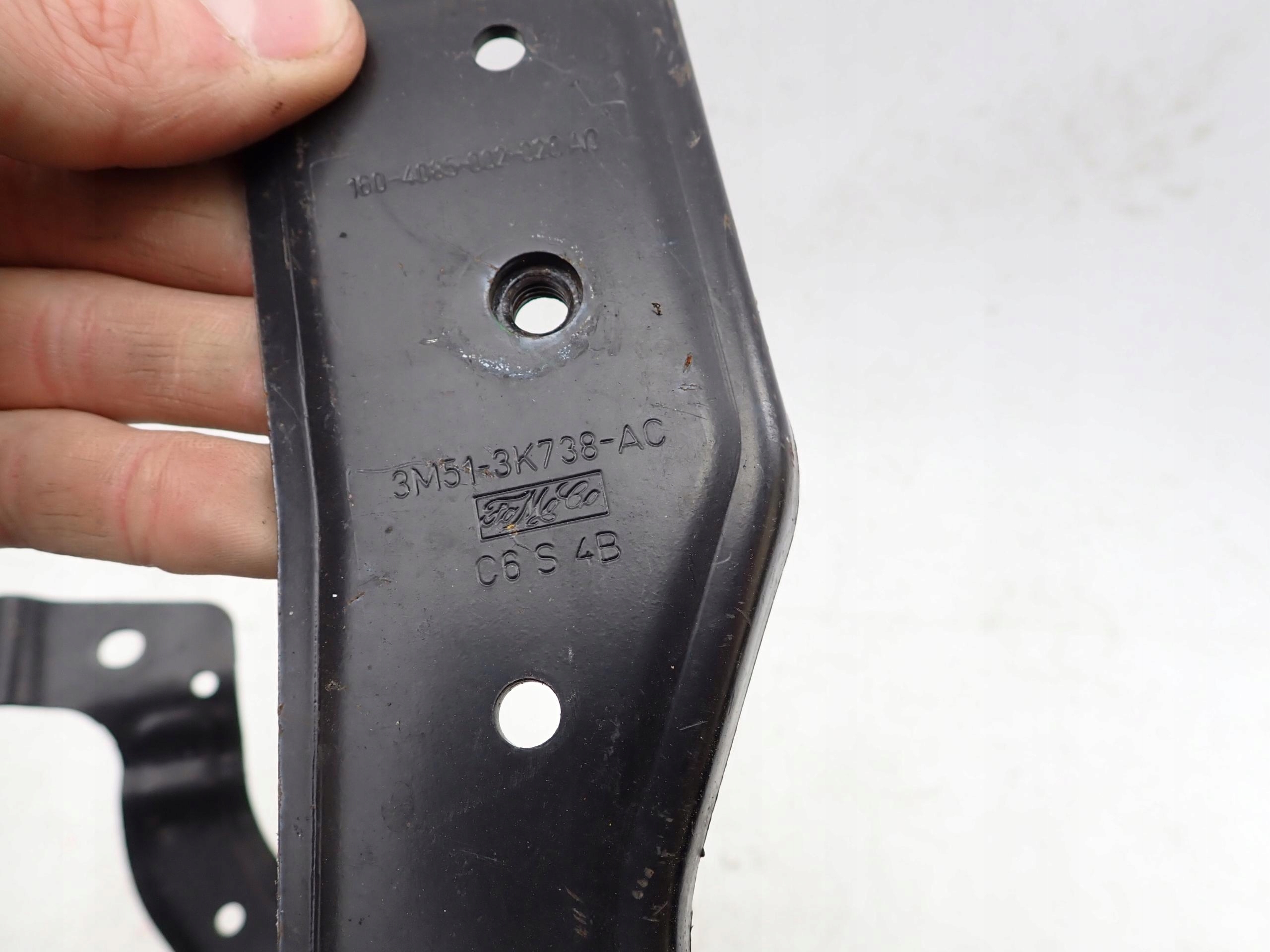VOLVO V50 S40 II 2 04-12 Poignée Support plaque POMPY Direction assistée