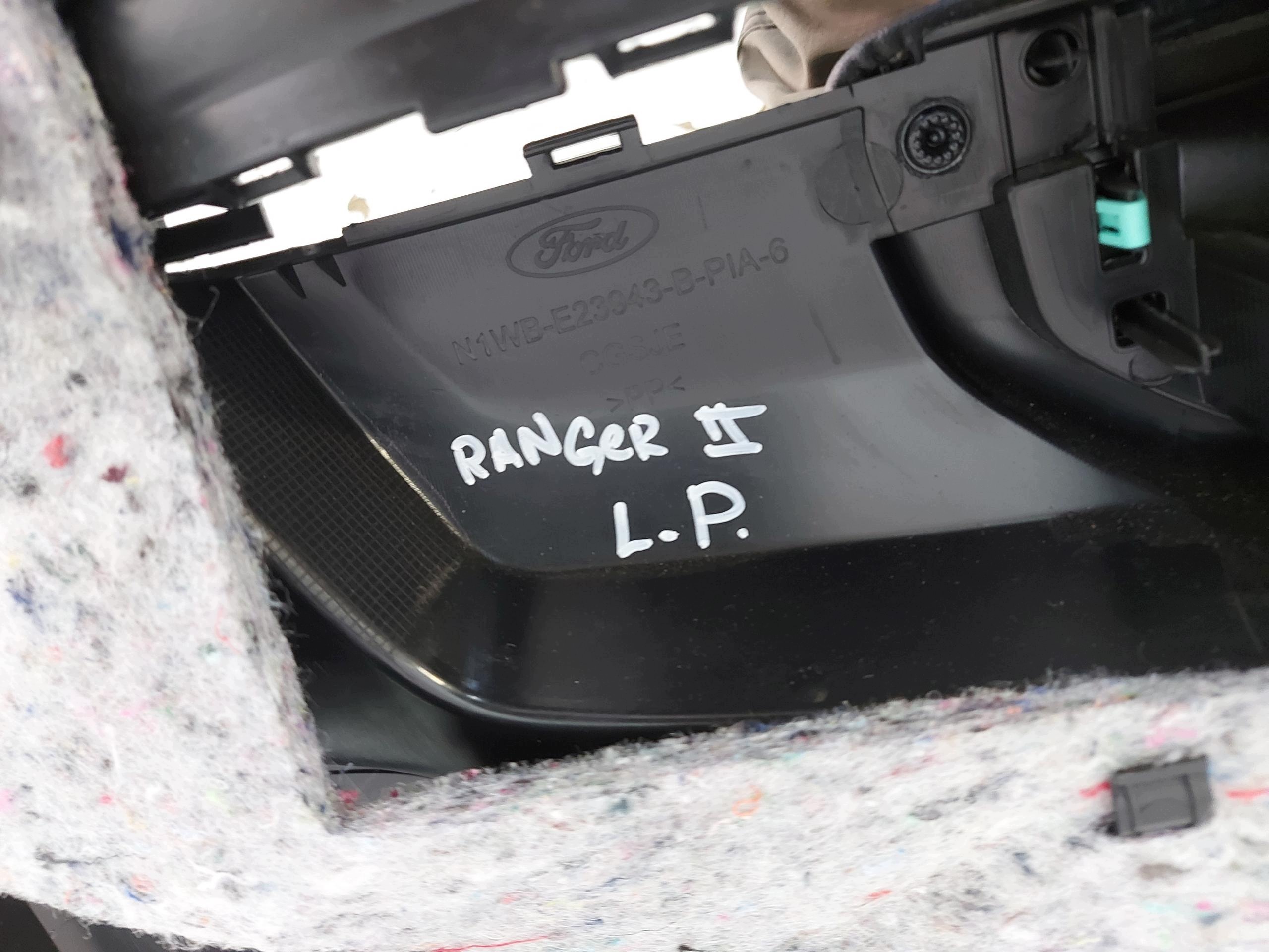 Ford Ranger VI 6 XLT 2023r upholstery side door left front