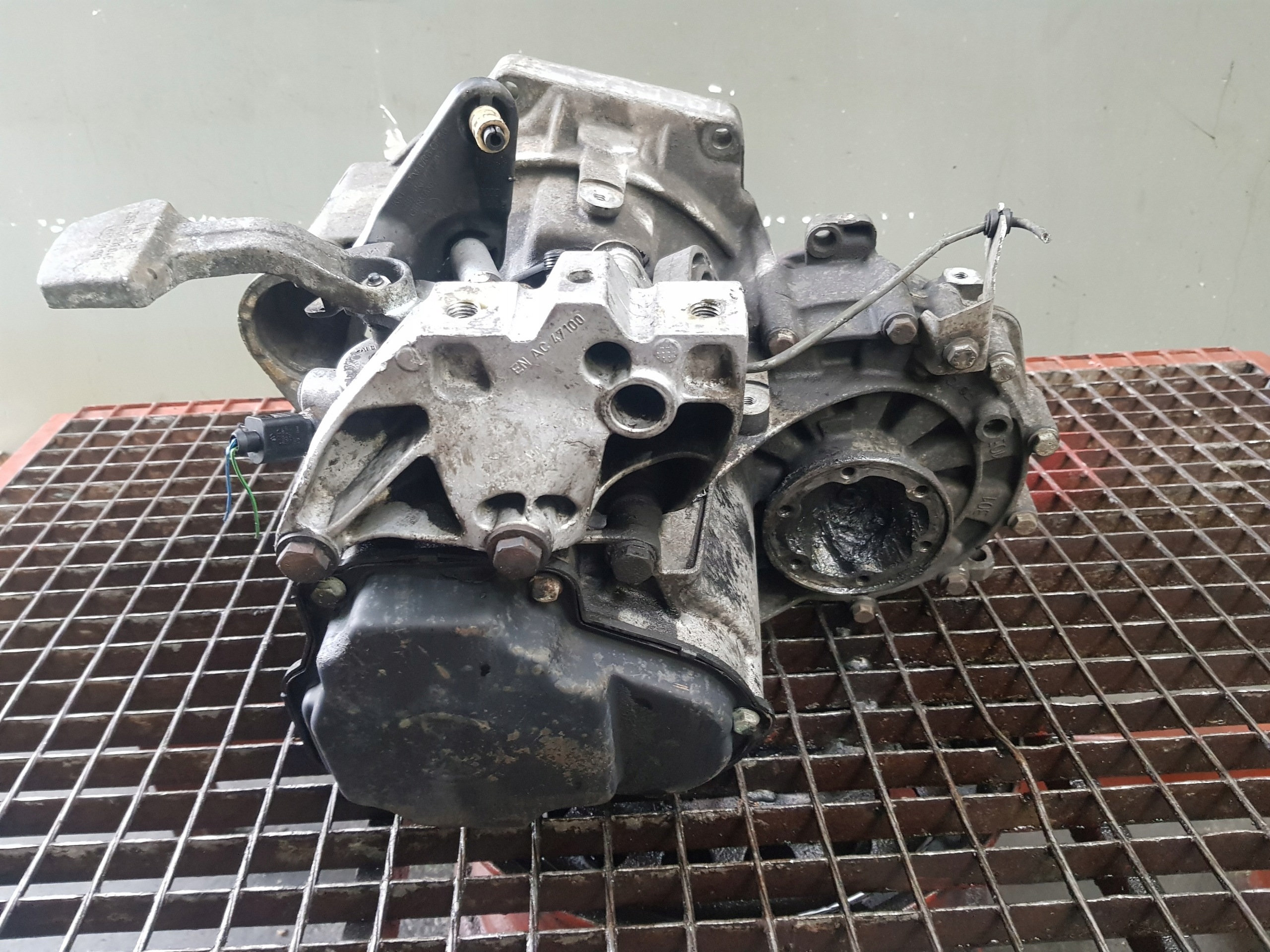 getriebe schaltgetriebe SEAT ALTEA XL GOLF 5 OCTAVIA 2 JCR