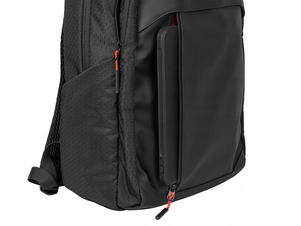 Batoh Genesis Pallad 480 pro herní ntb do 16"