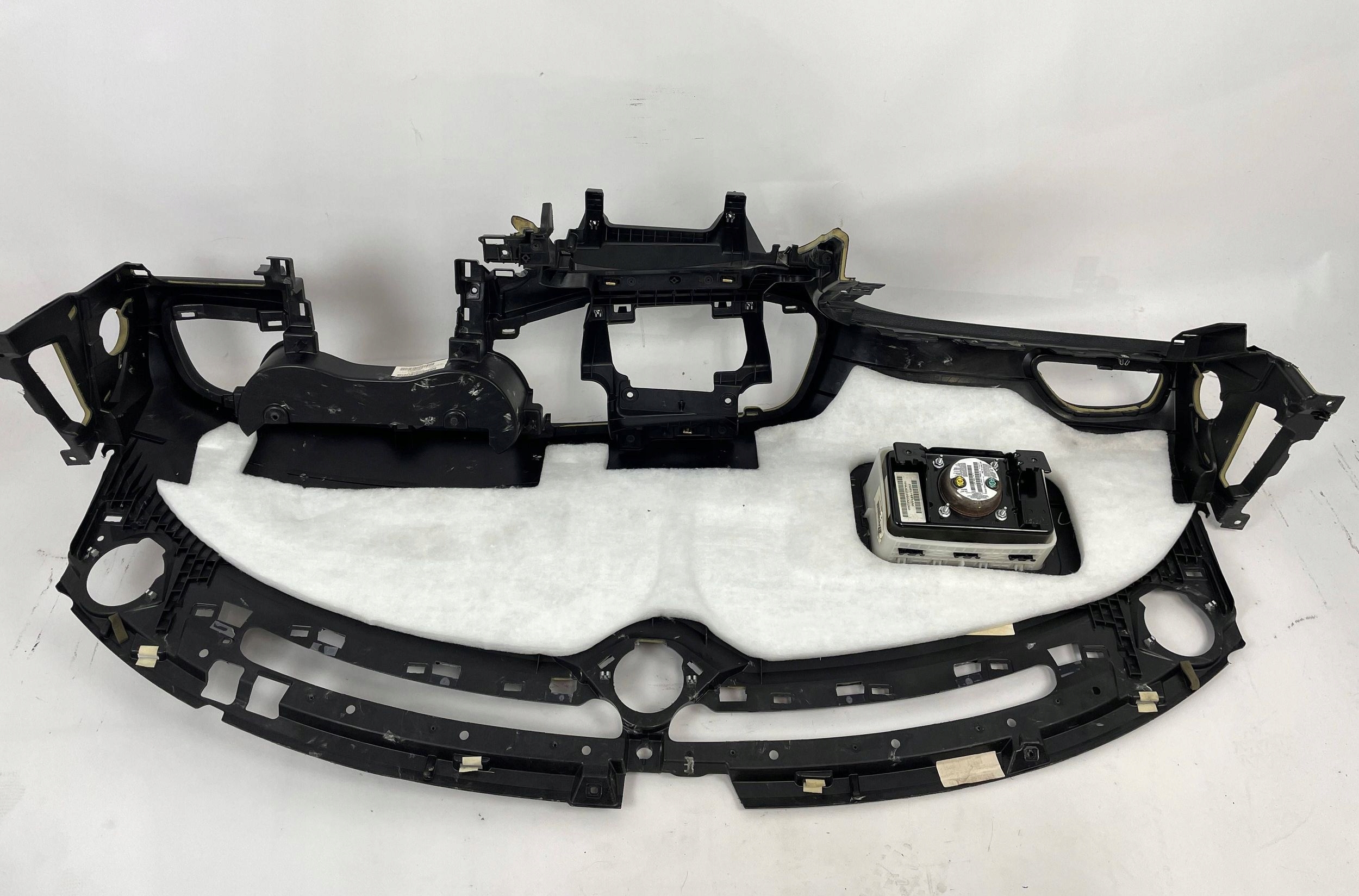 Dodge Challenger 2015+ dashboard instrument panel + passenger airbag