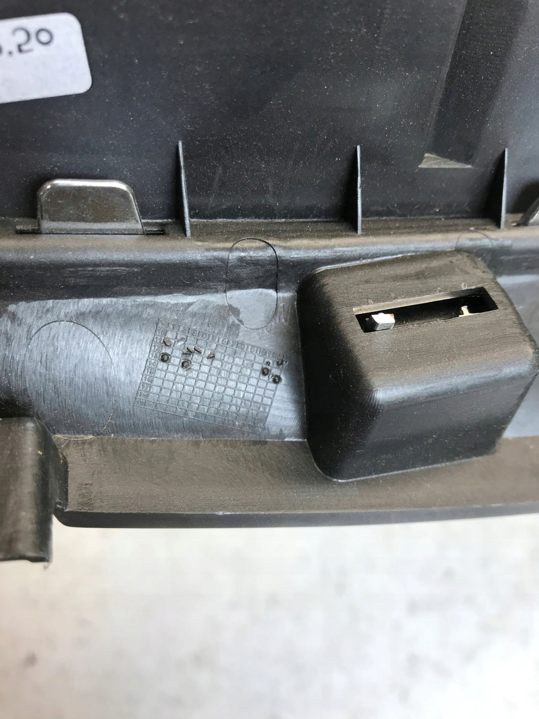 Grill Grill HYUNDAI IX-20 88351-1K000
