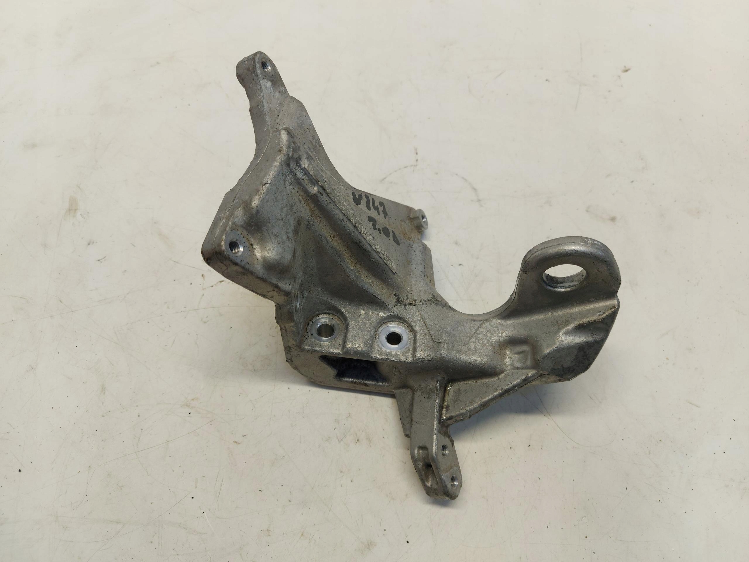 Mercedes w247 B-Classa holder engine mount 2.0 cdi a6542241000