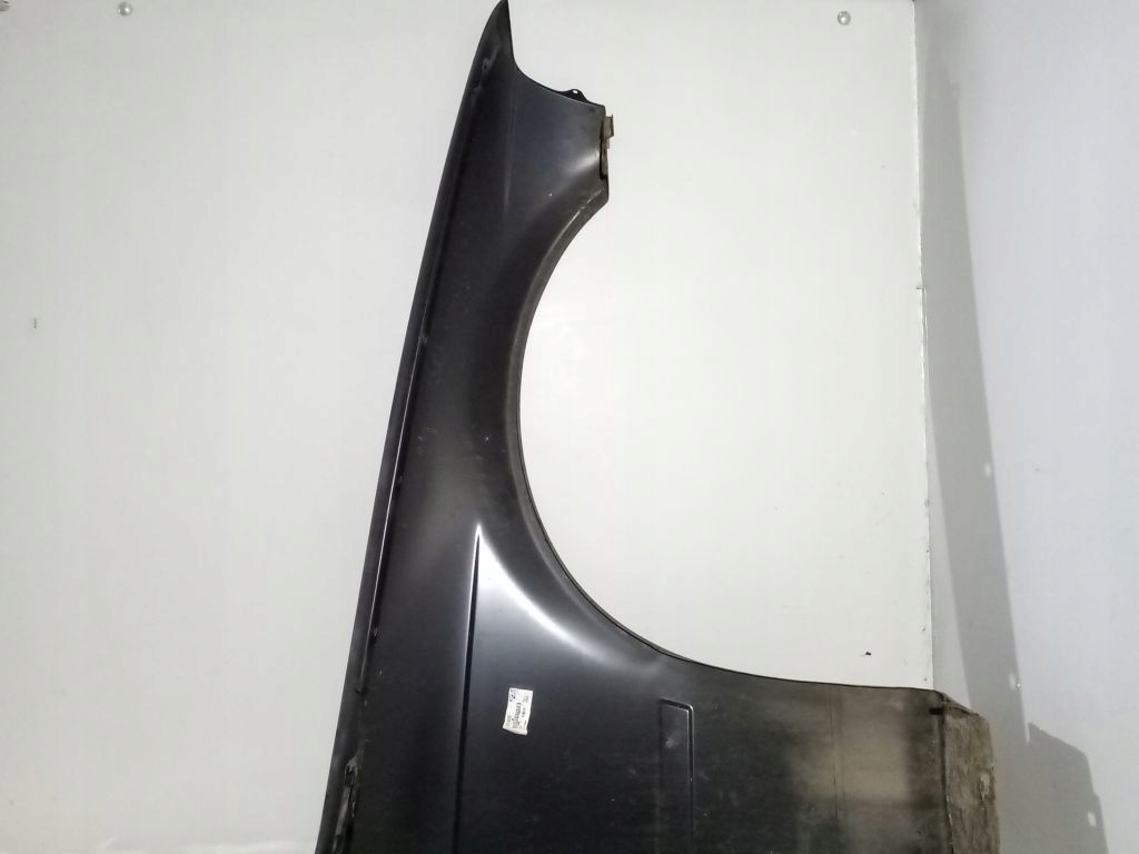 BMW E36 parafango sinistra - do malowania