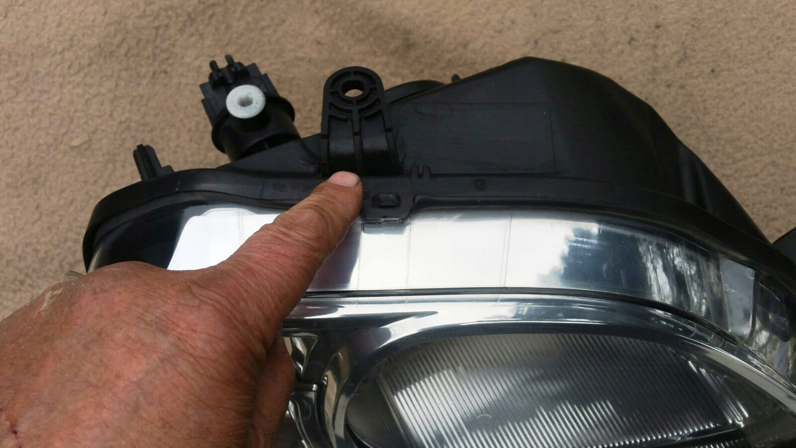 Dacia Logan MCV LIFT LAMPA PRAWA SCHEINWERFER RECHTS 8200744754 Numer katalogowy producenta 8200744754