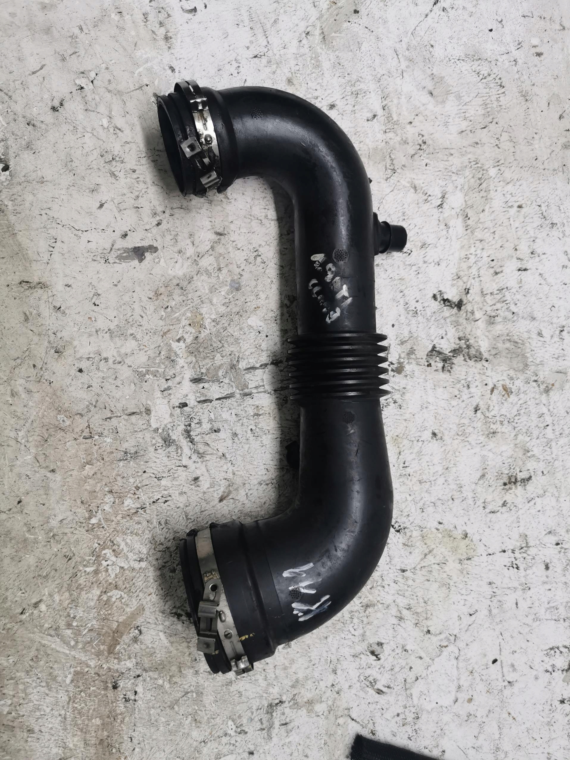 pipe air RENAULT KANGOO II 1.9DCI 7700110443