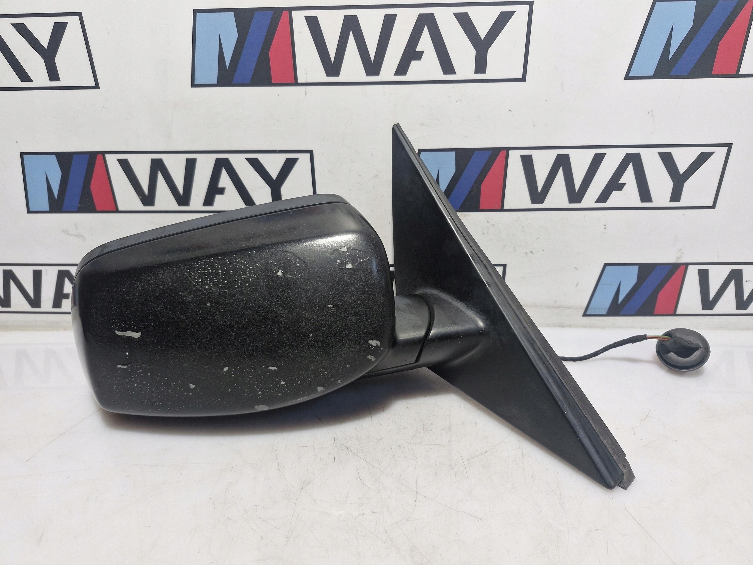 BMW E60 E61 LCI LISTERKO right 3PIN 475 BLACK SHAPPIRE
