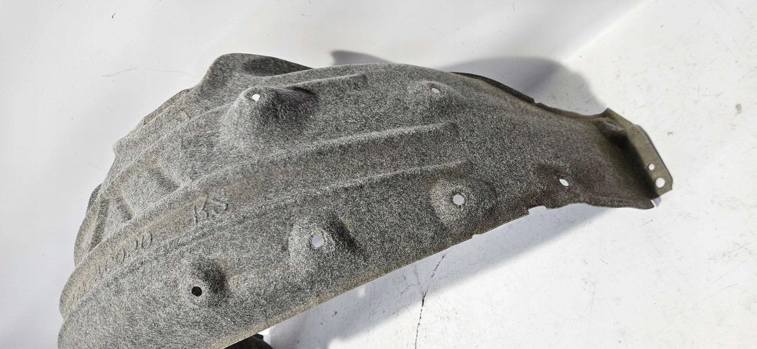 mudguard right rear part LEXUS UX 18- original 65637-76050