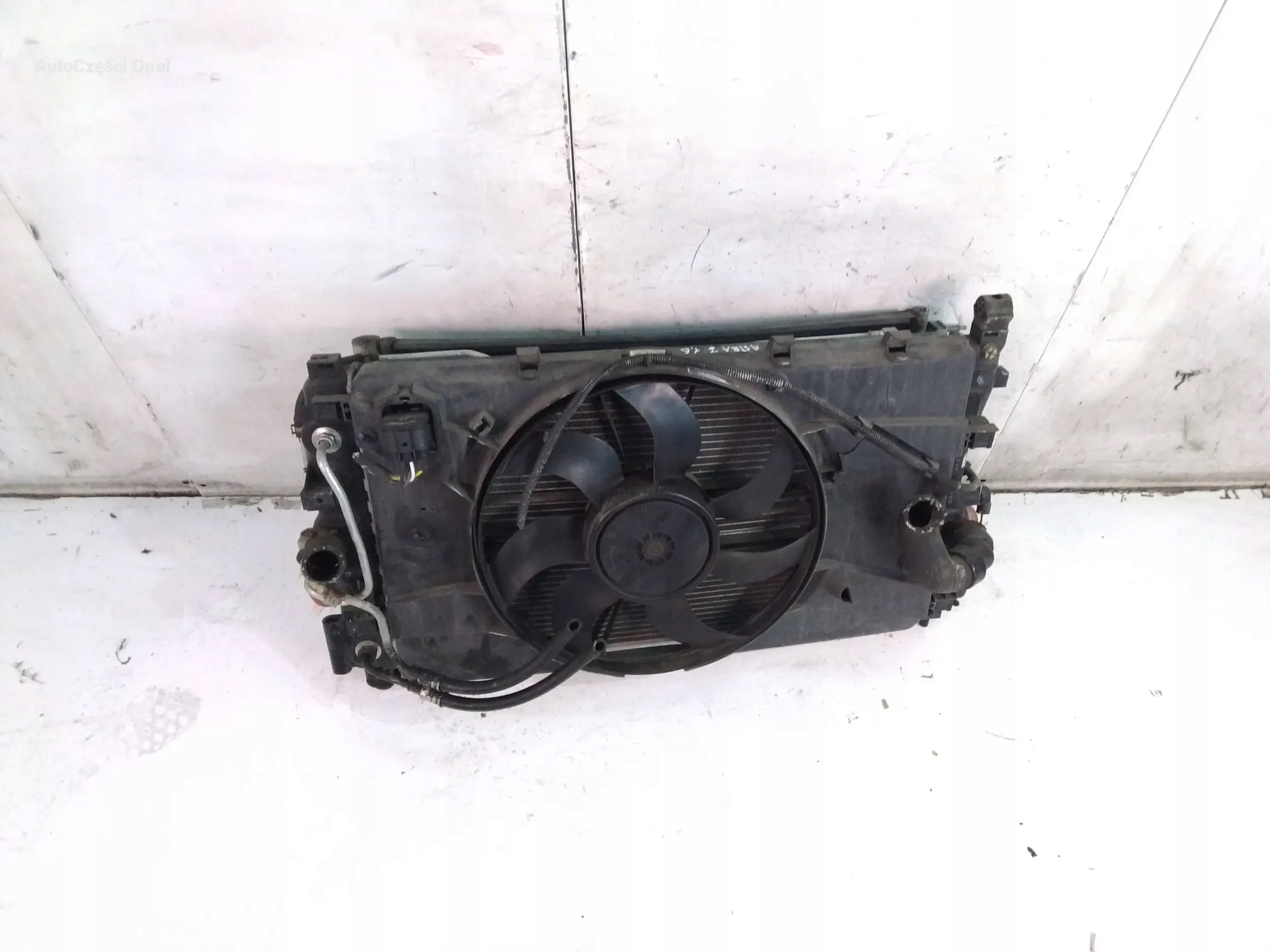 Opel Astra J 1.6 A16XER KOMPLET CHŁODNIC 13347464