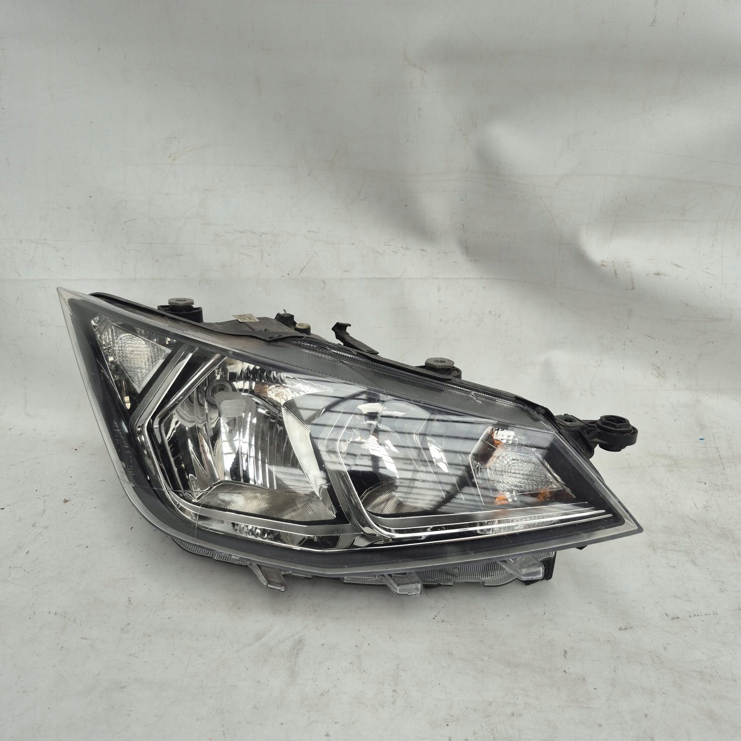 SEAT IBIZA 5 V 6F1 light right front front 6F1941006B