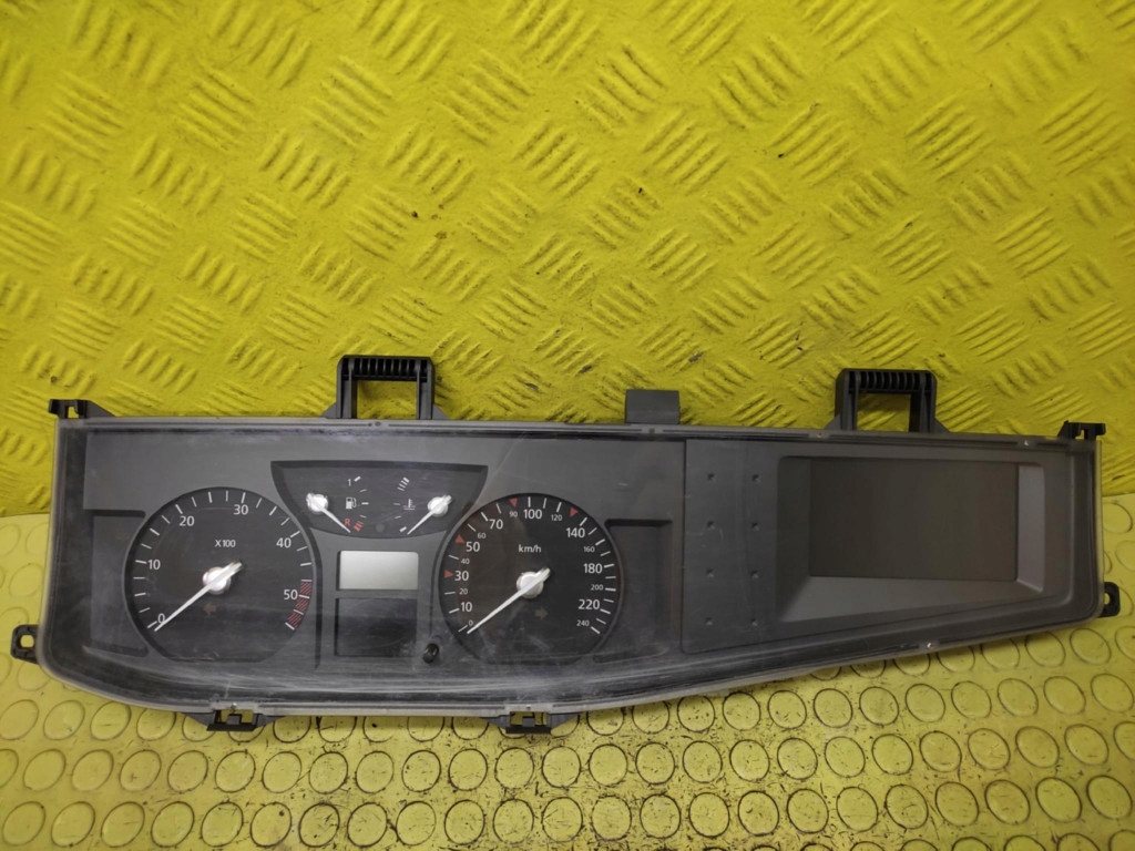 RENAULT VEL SATIS 2.2 D dials 8200263368