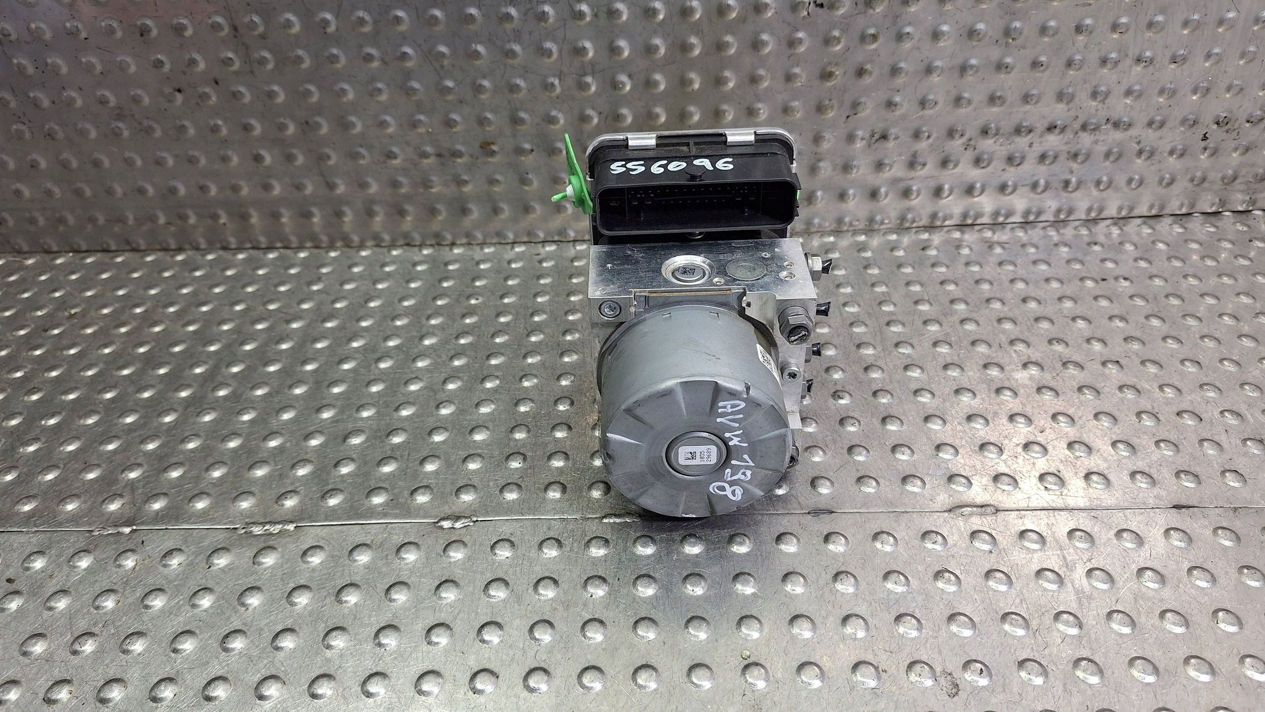 pump control unit ABS 5Q0614517EE AUDI A3 8V Q3 83A GOLF VII ATECA TARRACO