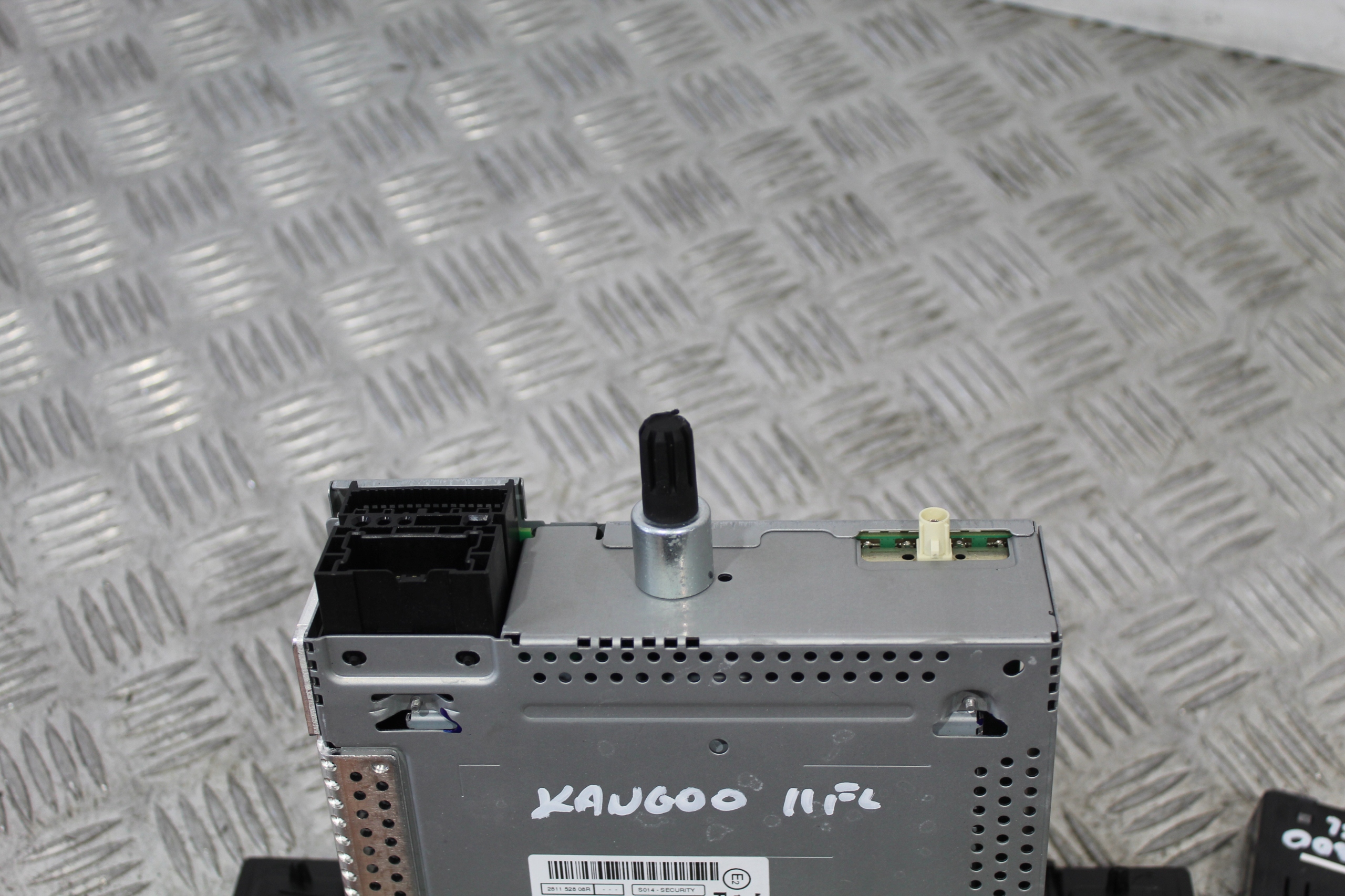 RADIO display player KANGOO II 2 III 3 LIFT