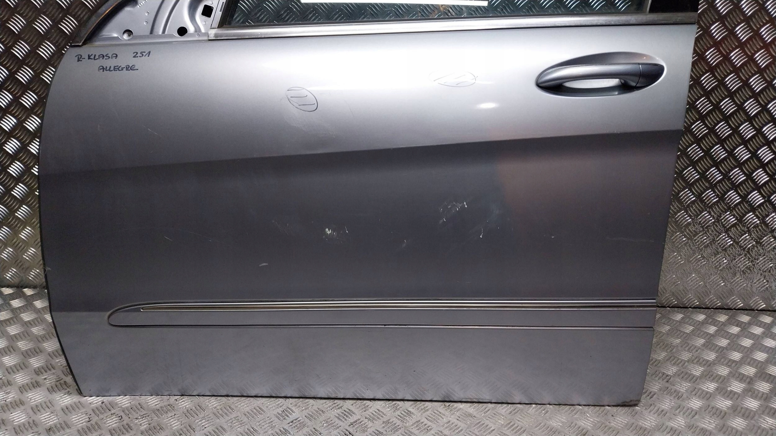 door front left MERCEDES R-KLASA W251 05
