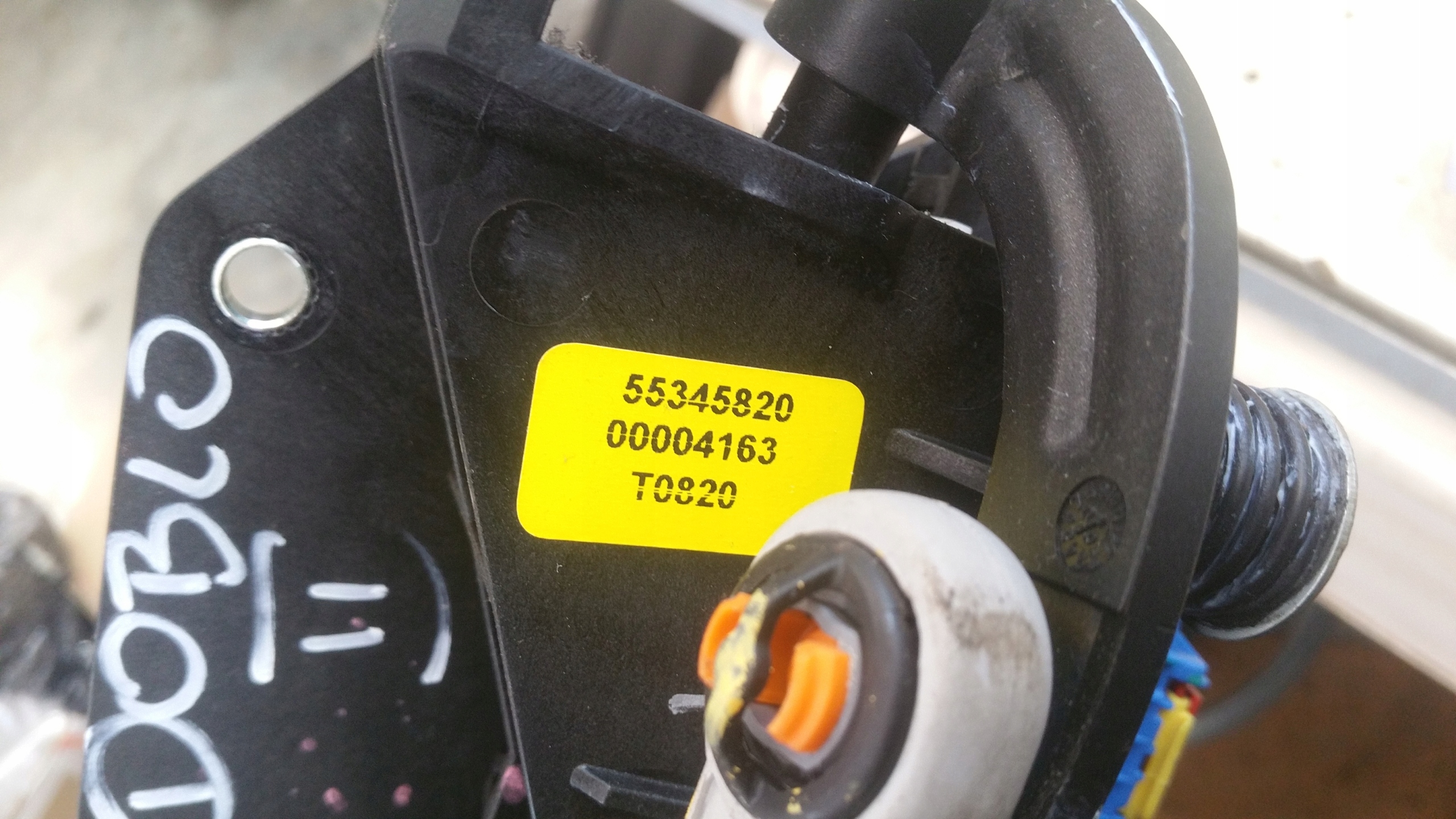 Mecanisme levier vitesse Câble 55345820 Fiat Doblo