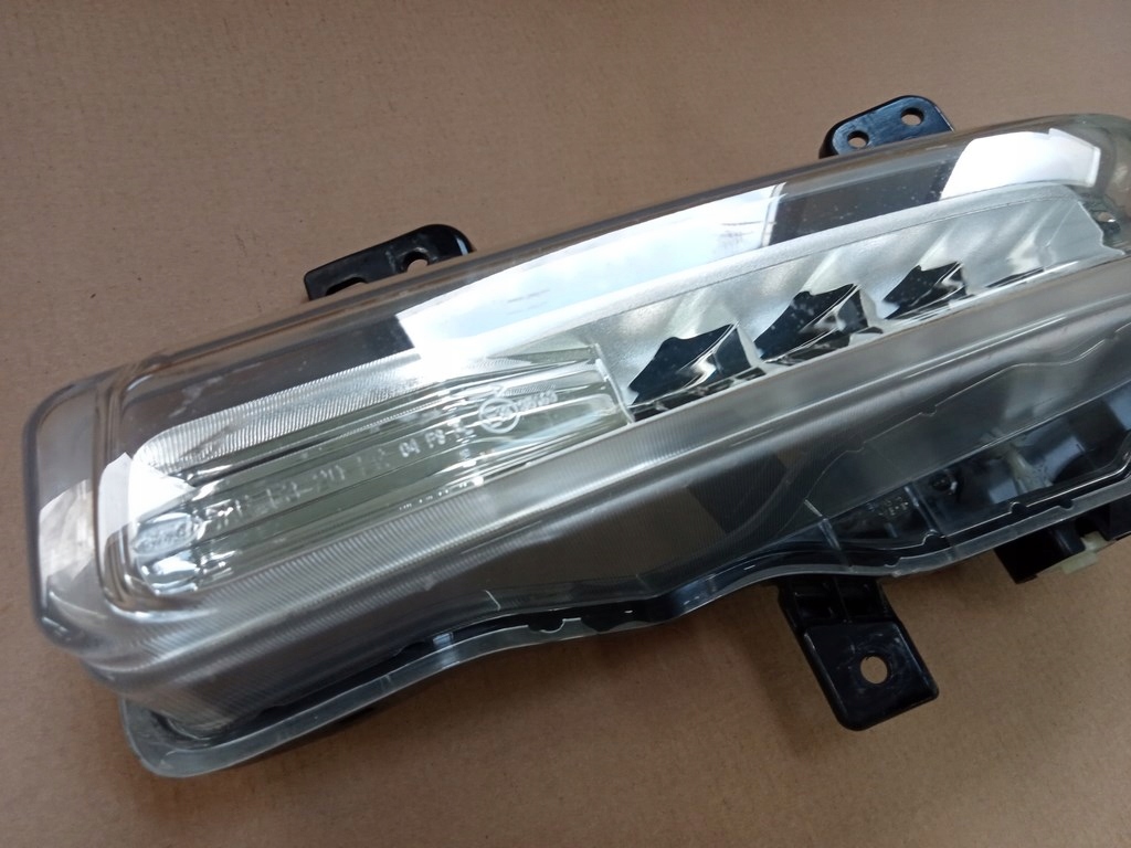 FORD Explorer 2020- ГАЛОГЕН led передний левый LB5B-15A255-A