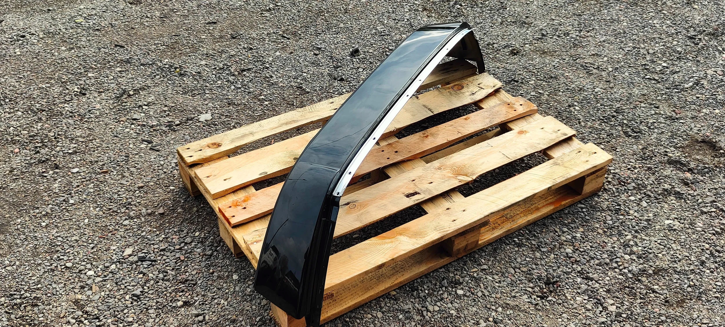 Palak side roofs pillar Chevrolet Corvette C6 2005
