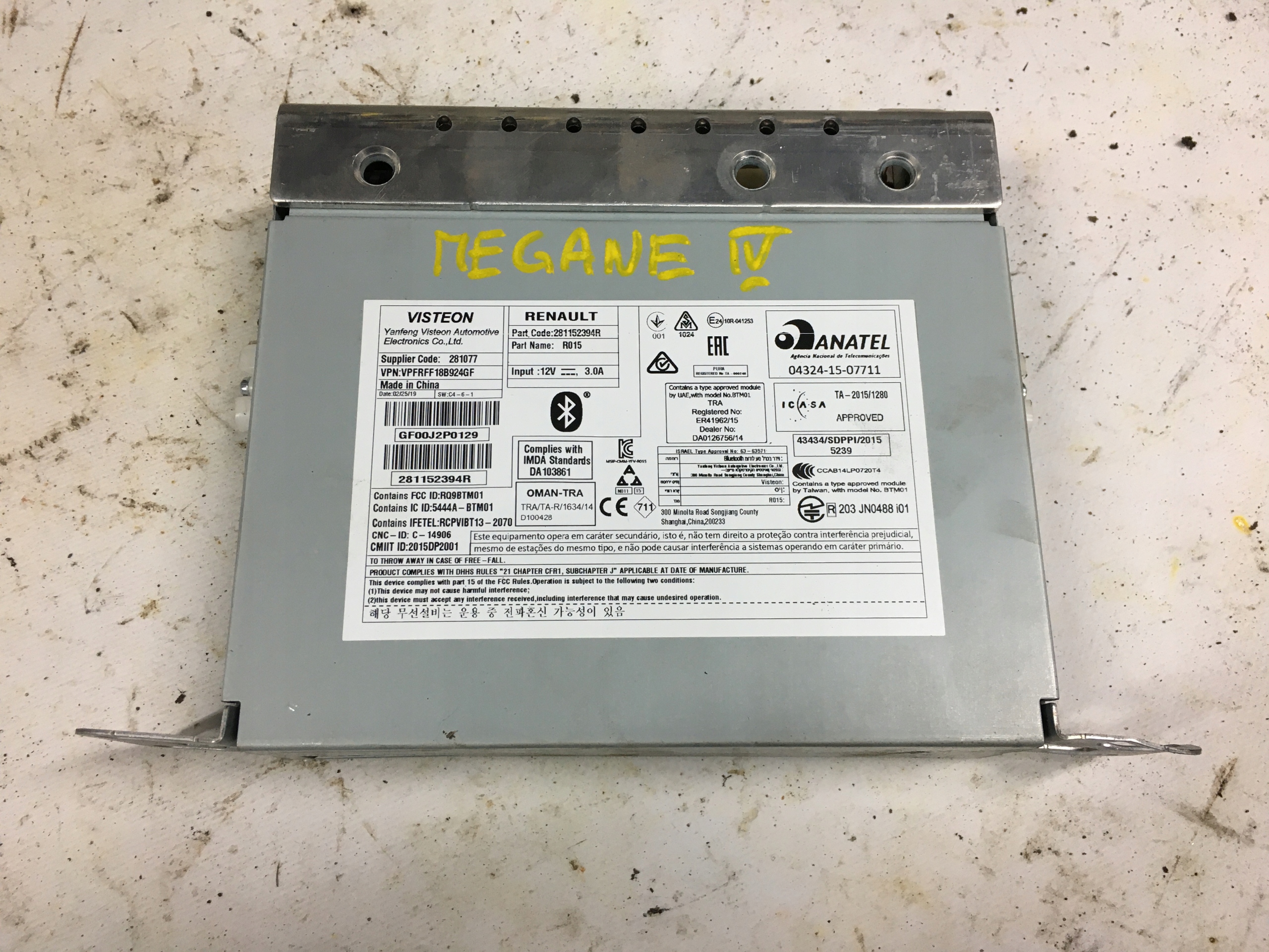 МОДУЛЬ БЛОК РАДІО BLUETOOTH RENAULT 281152394R