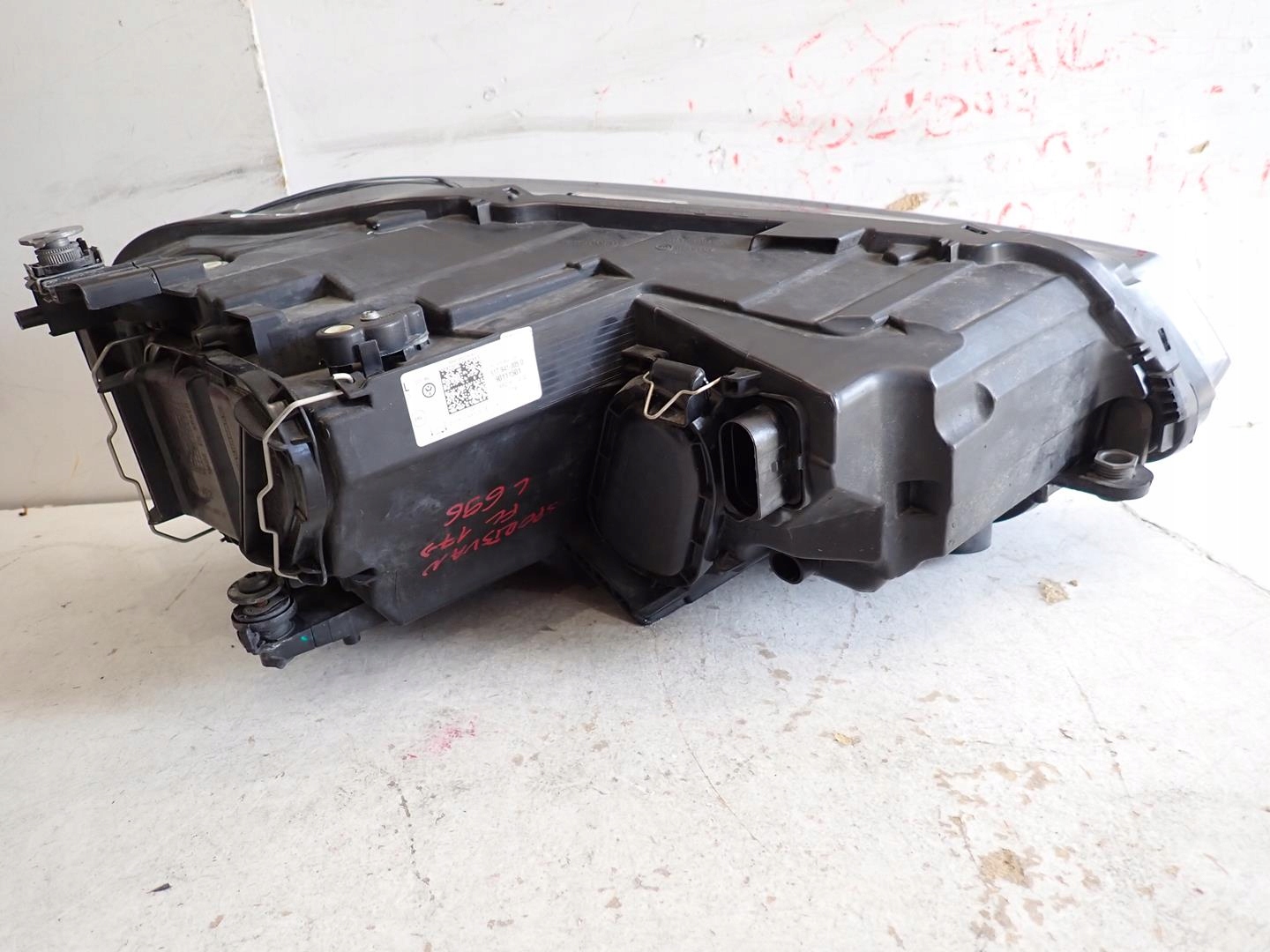 light front front left VW SPORTSVAN LED LIFT 2017- 517941005D