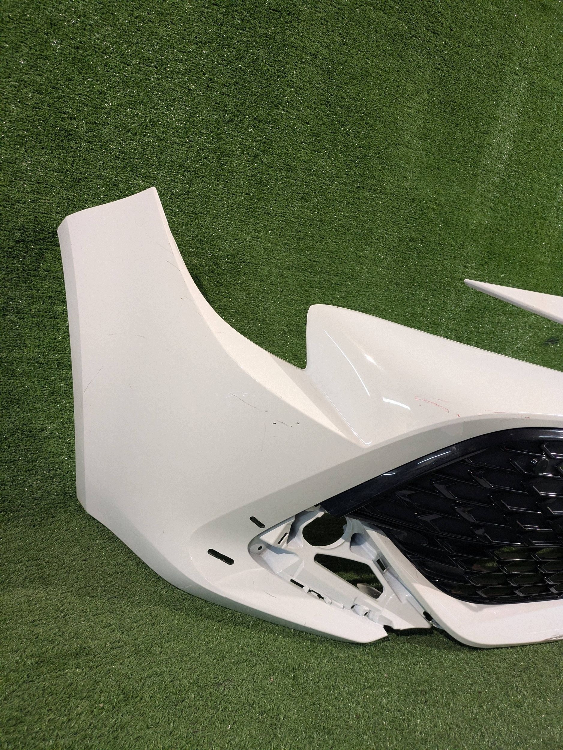 front bumper front TOYOTA COROLLA E21 HB KOMBI LIFT without PDC NR.Z9641