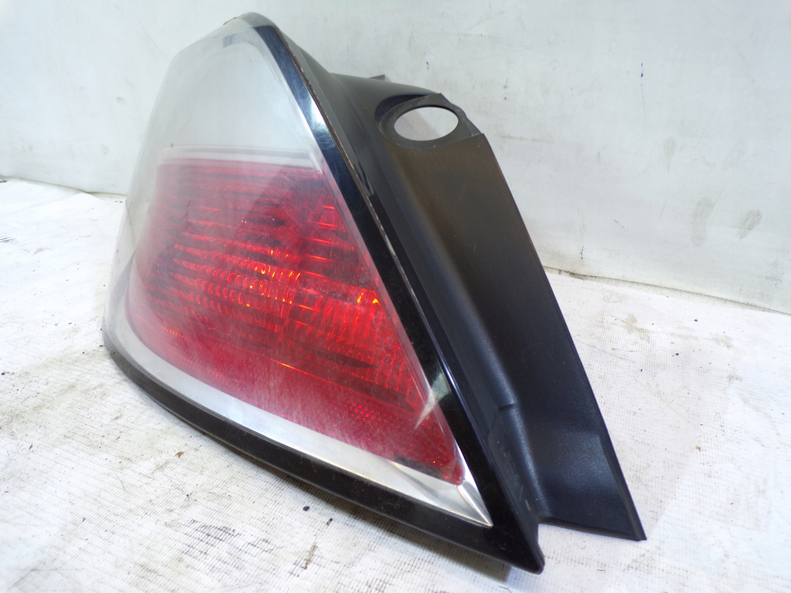 light rear rear part left OPEL ASTRA H HB 5D (3) (K1)