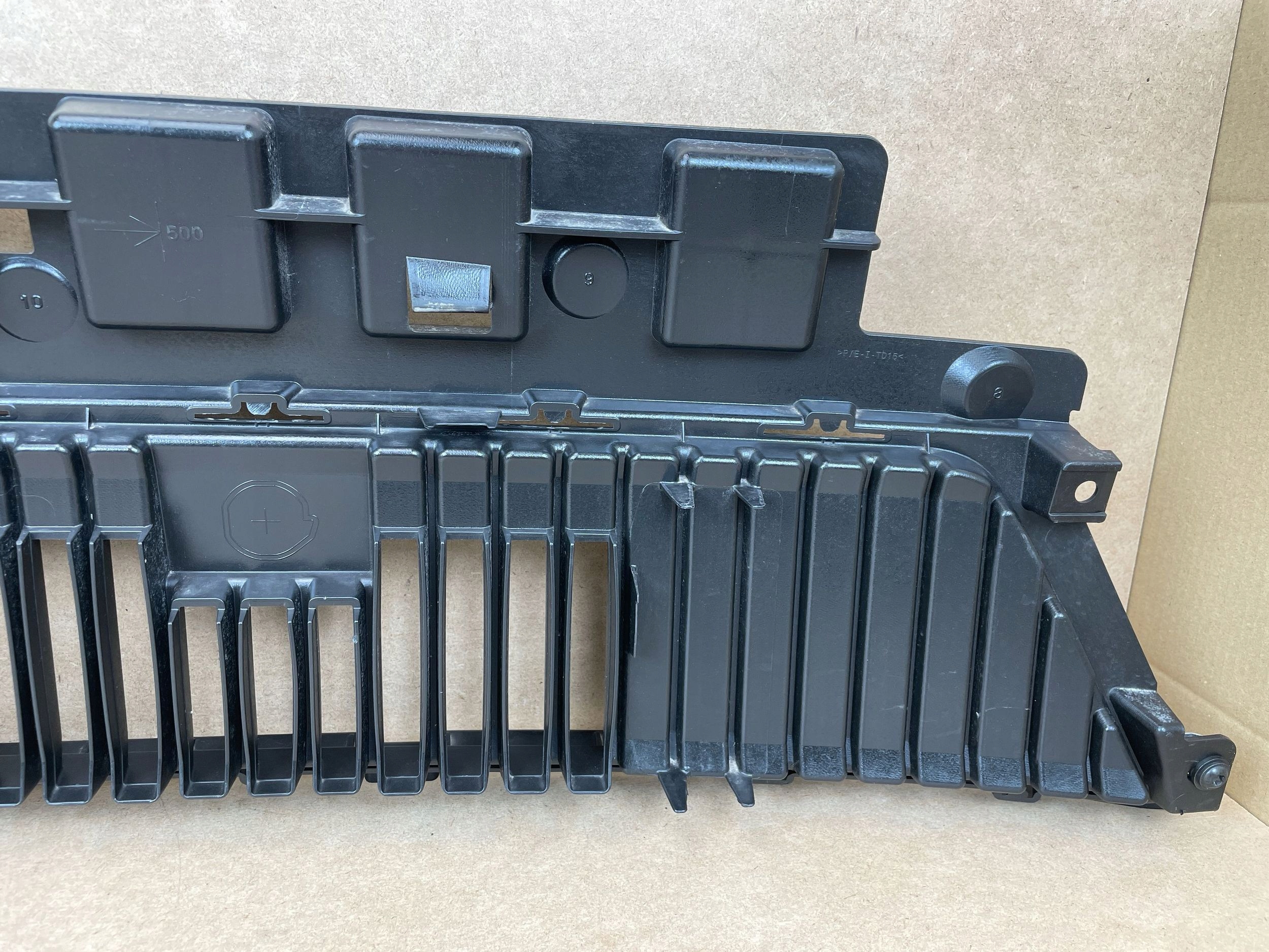 grid grille central lower of a bumper front front RENAULT MASTER IV 4 V