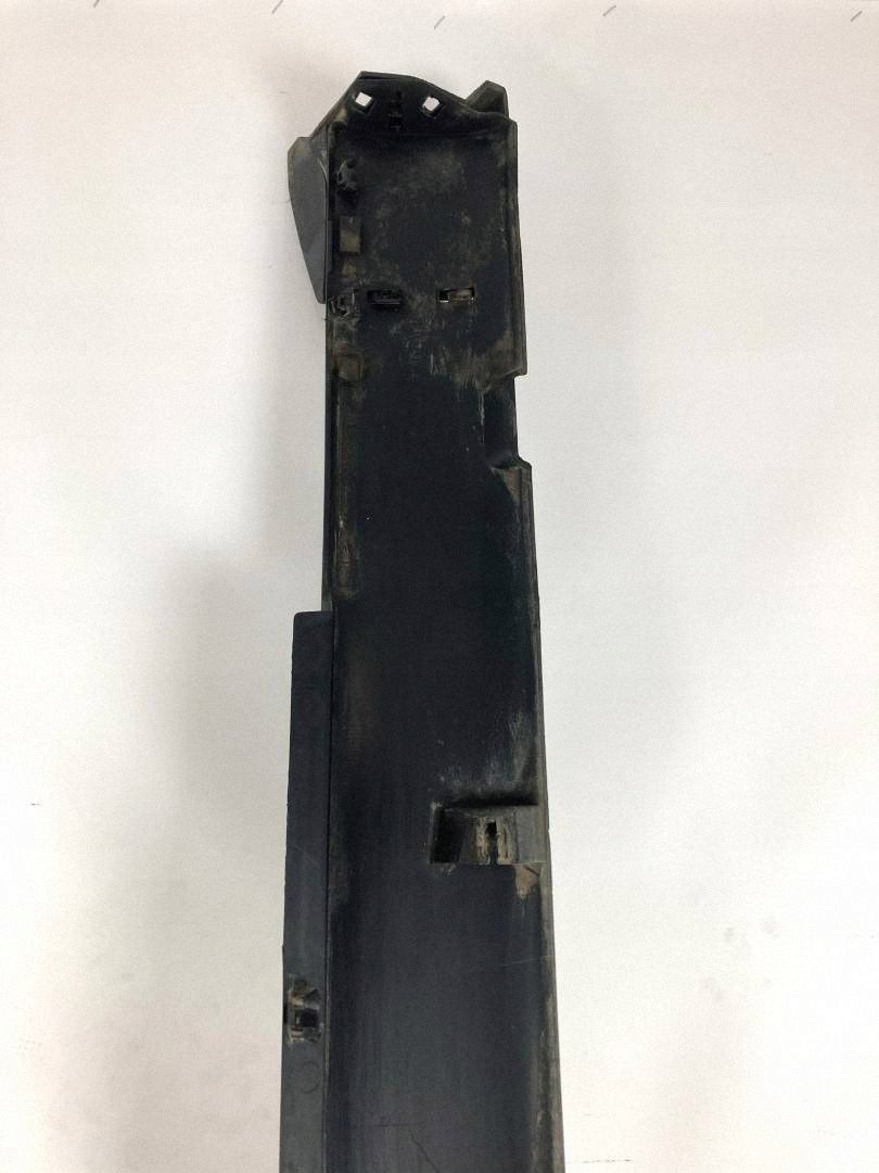 Dodge Challenger Widebody 2015-23 cap threshold threshold moulding left