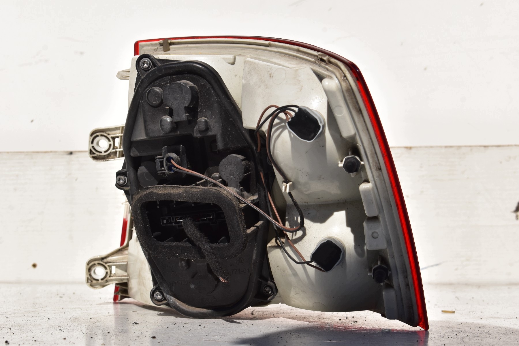 light left rear part SKODA OCTAVIA III 5E LIFTBACK 2013-2016R EU 184140