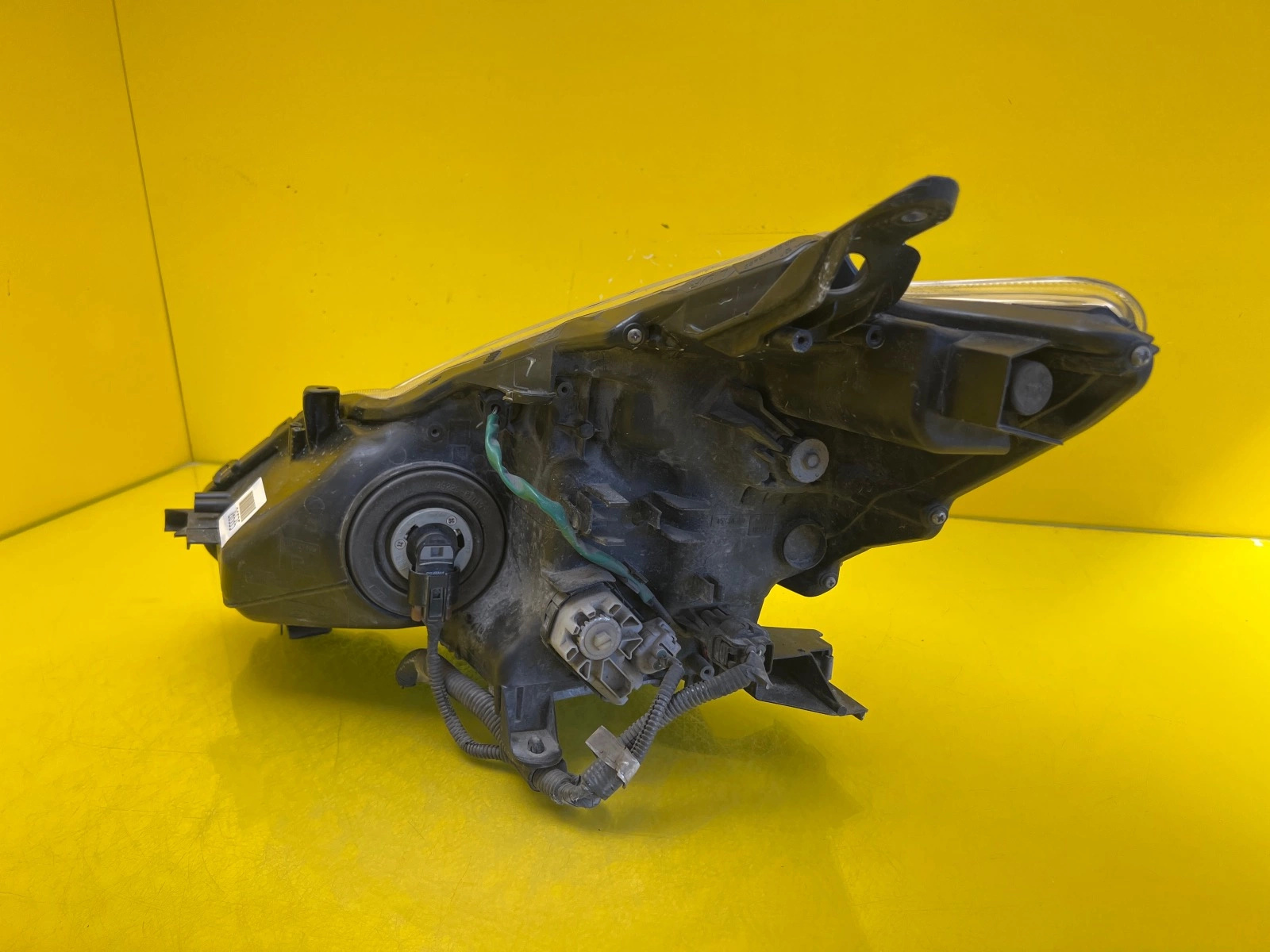 light right front Toyota Prius III Lift 85967-47020
