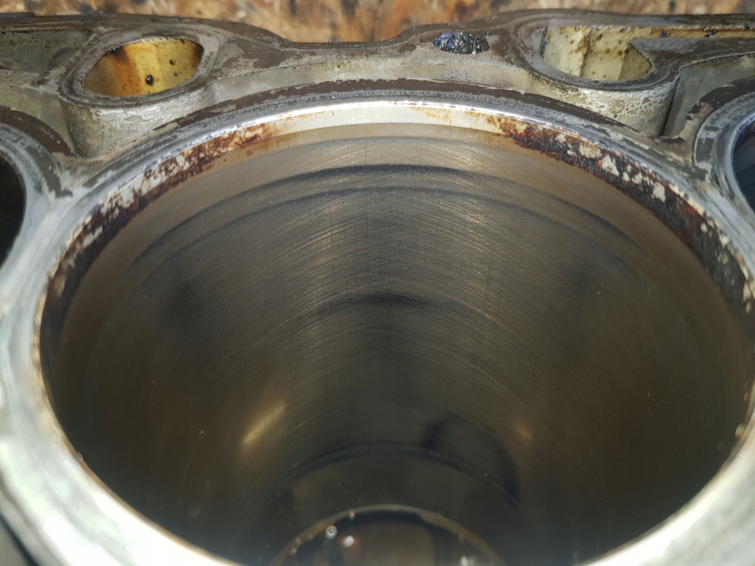 BMW E87 E90 2.0 N43B20A N43B20AY BLOK Motore
