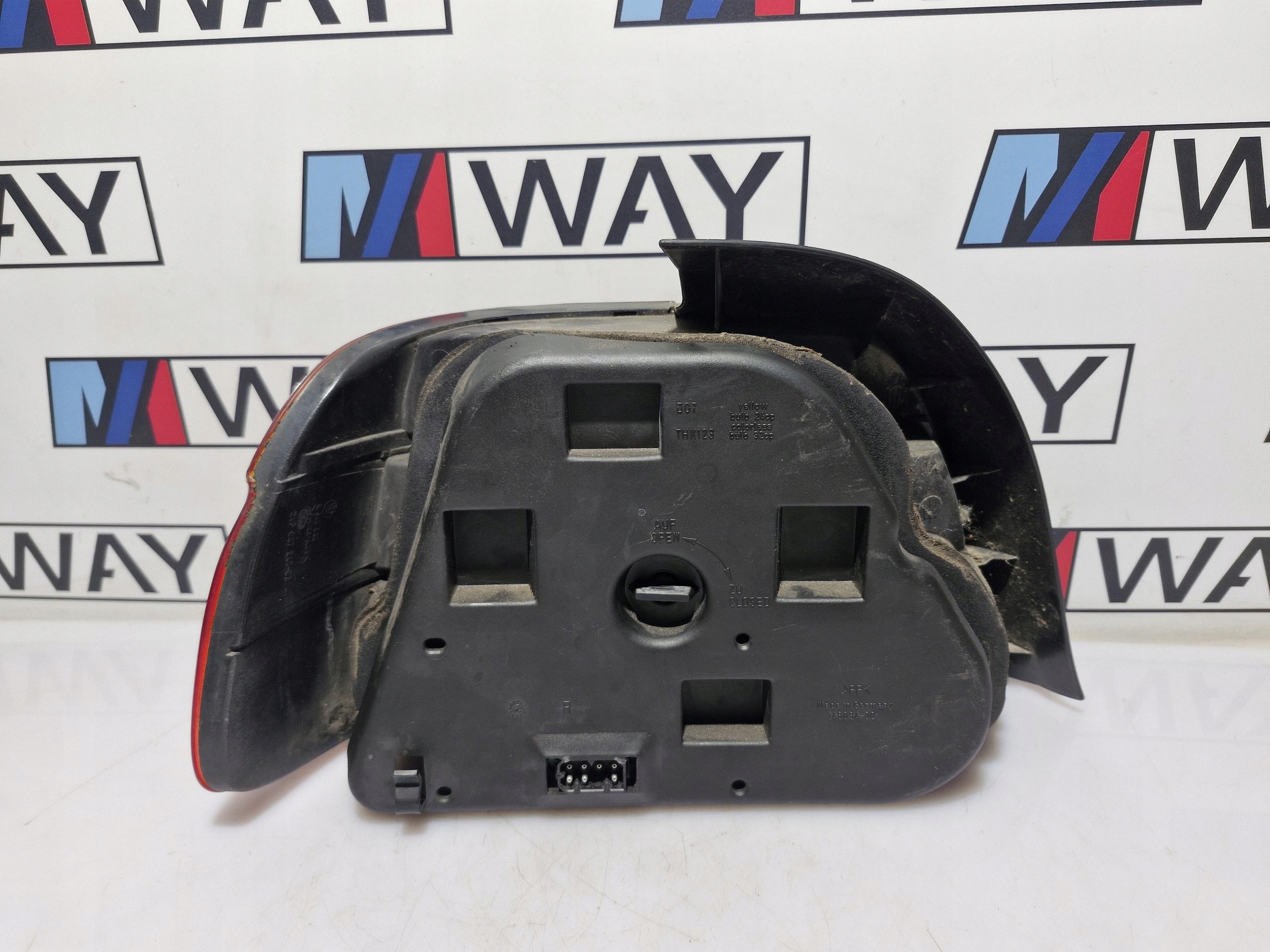 BMW E39 light right rear part rear sedan 8358032