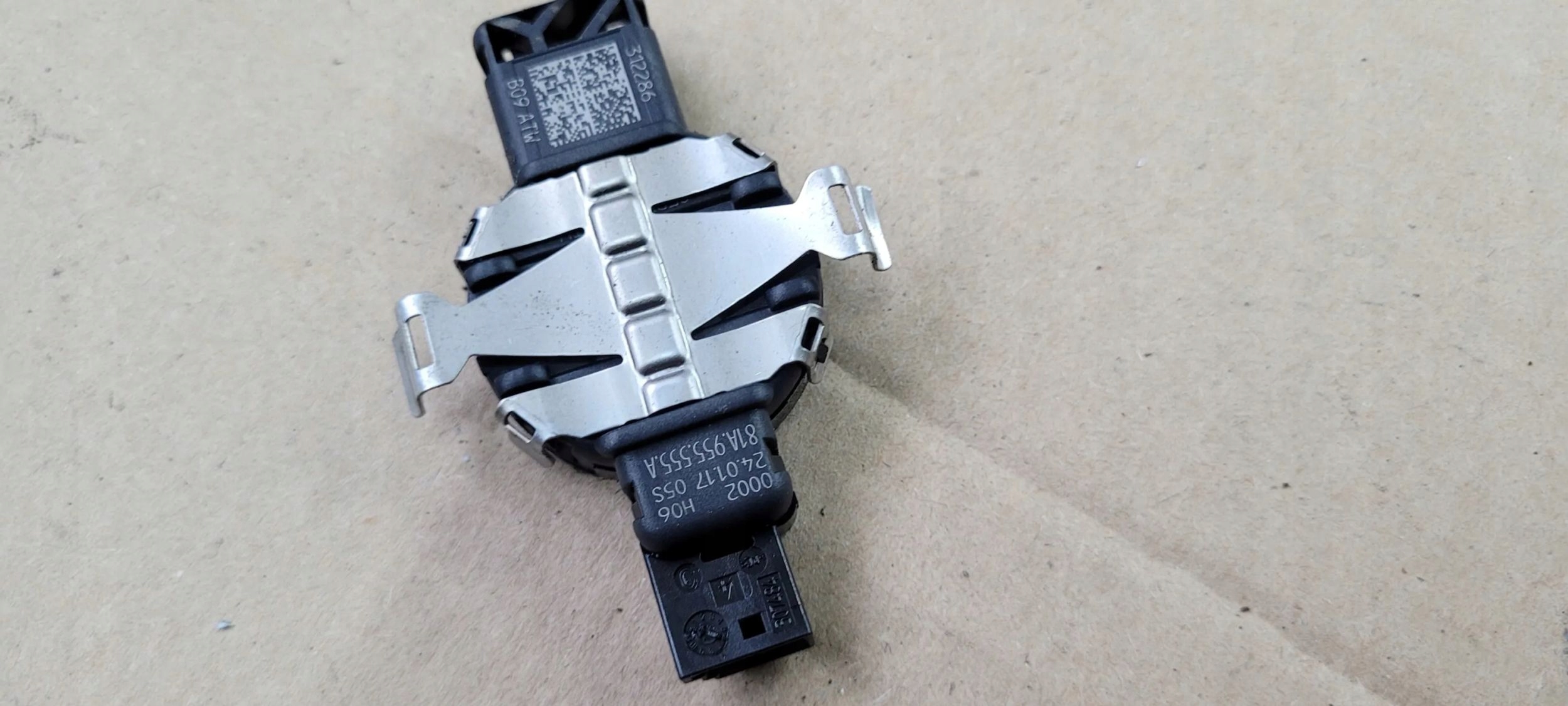 A5 8W S5 Sensor SENSOR Regen A4 B9 8W Q5 81A955555A