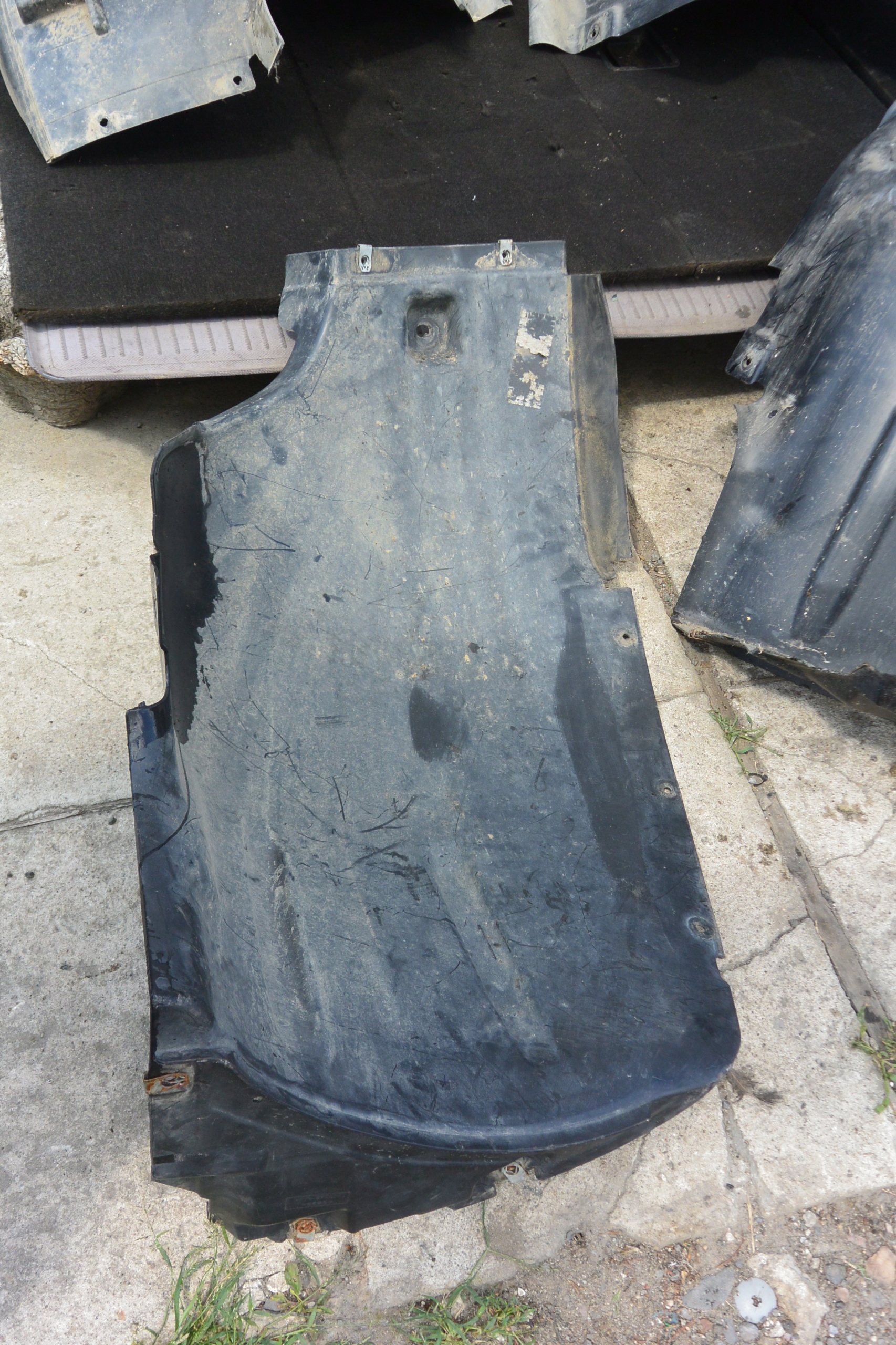 mudguard front front right left MERCEDES-BENZ GL X164