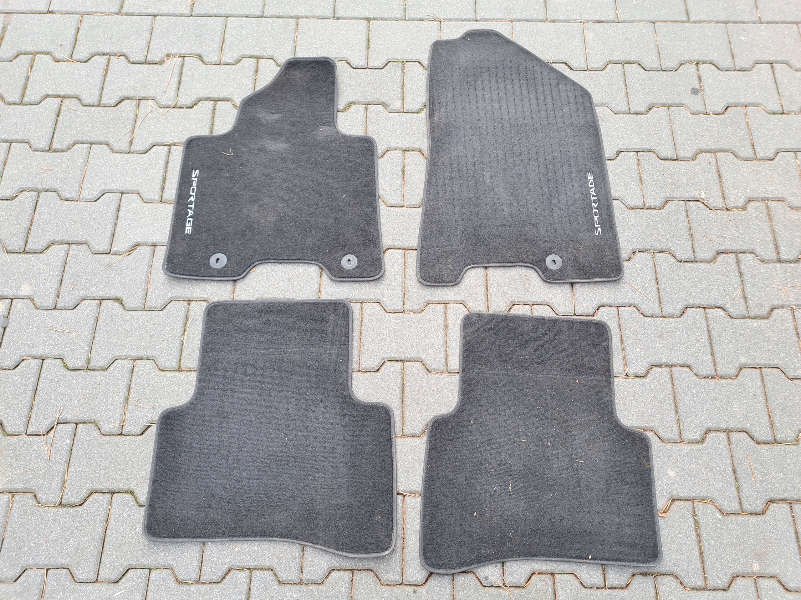 KIA SPORTAGE IV LIFT DYWANIKI WYCIERACZKI WELUROWE ORYGINAL