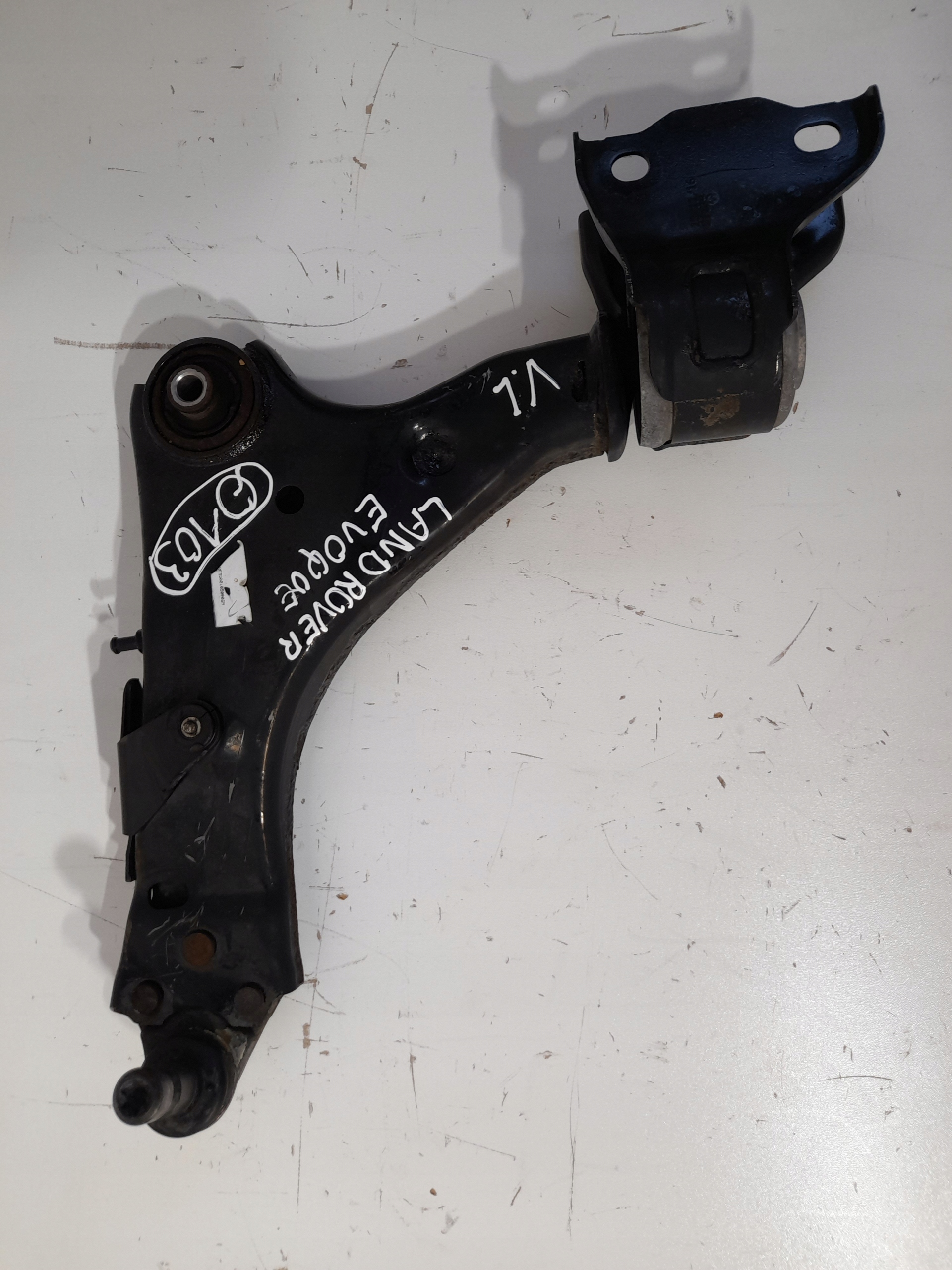 LAND ROVER EVOQUE arm front left FK72-3A053 (Q103)