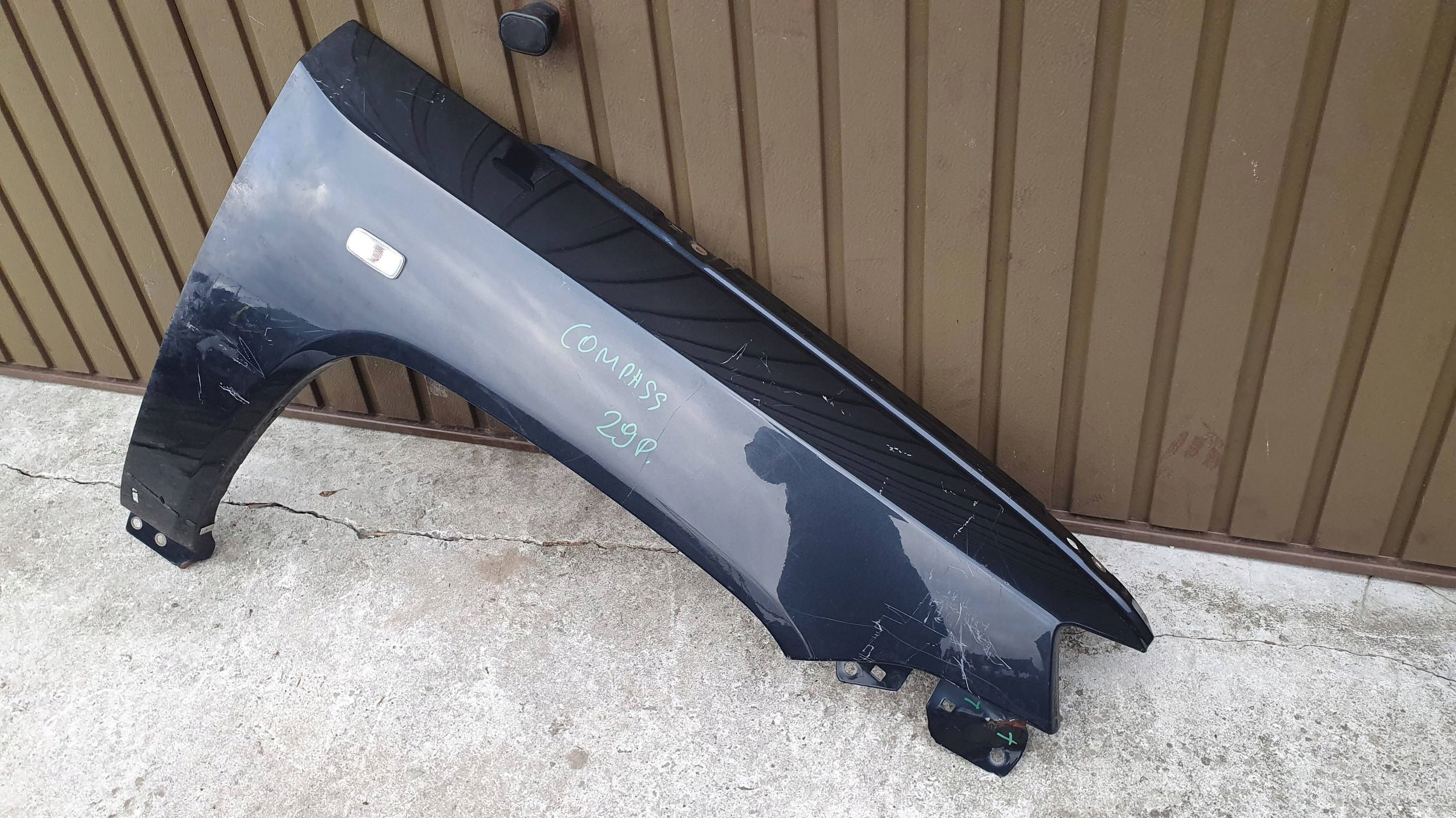 Jeep Compass 1 and Lift 11-16 right fender front front €