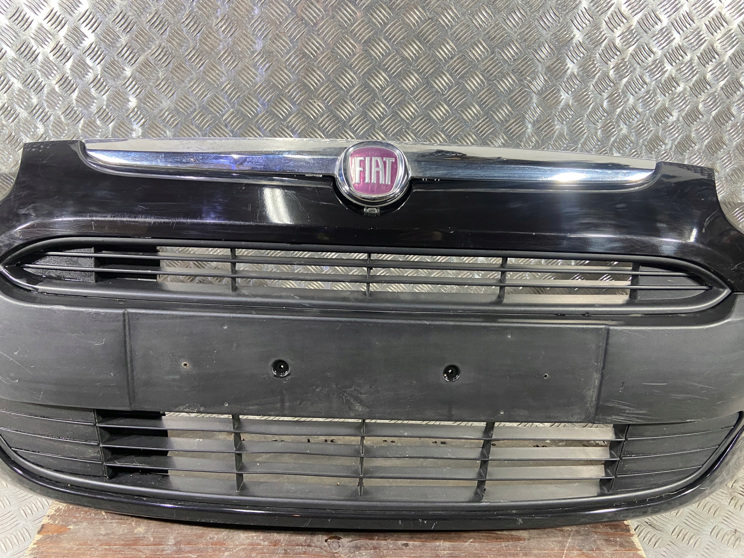 ZDERZAK PRZEDNI FIAT GRANDE PUNTO LIFT LIFTING Typ samochodu Samochody osobowe